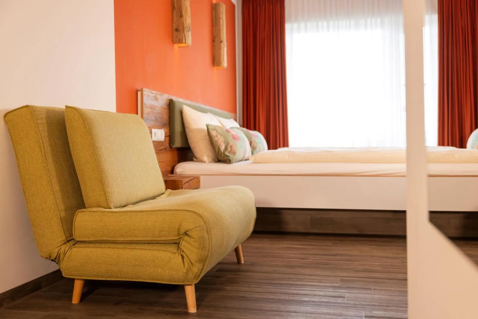 Photo of the whole room, Bed in Gasthaus Amboss