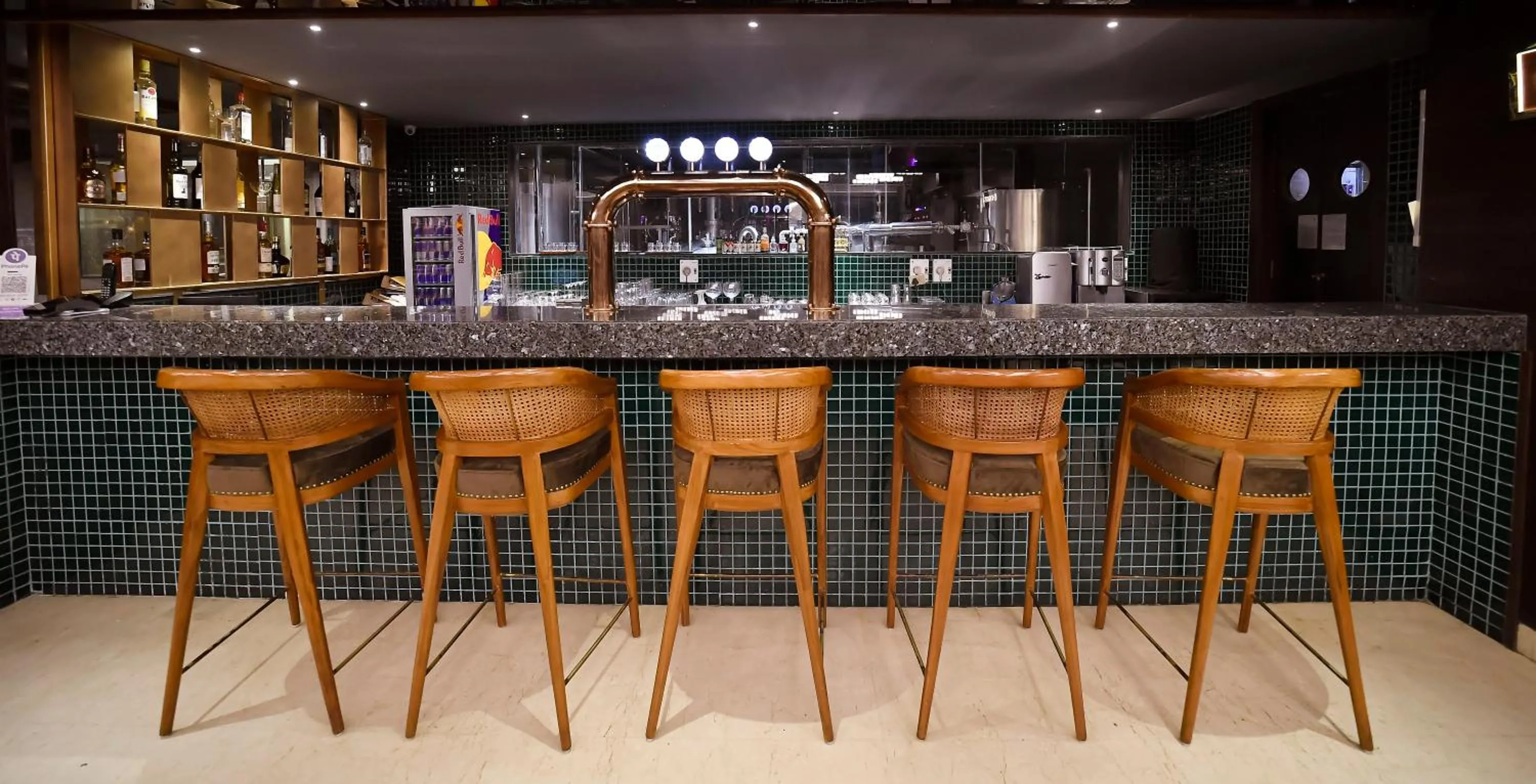 Restaurant/places to eat in Hotel Palacio