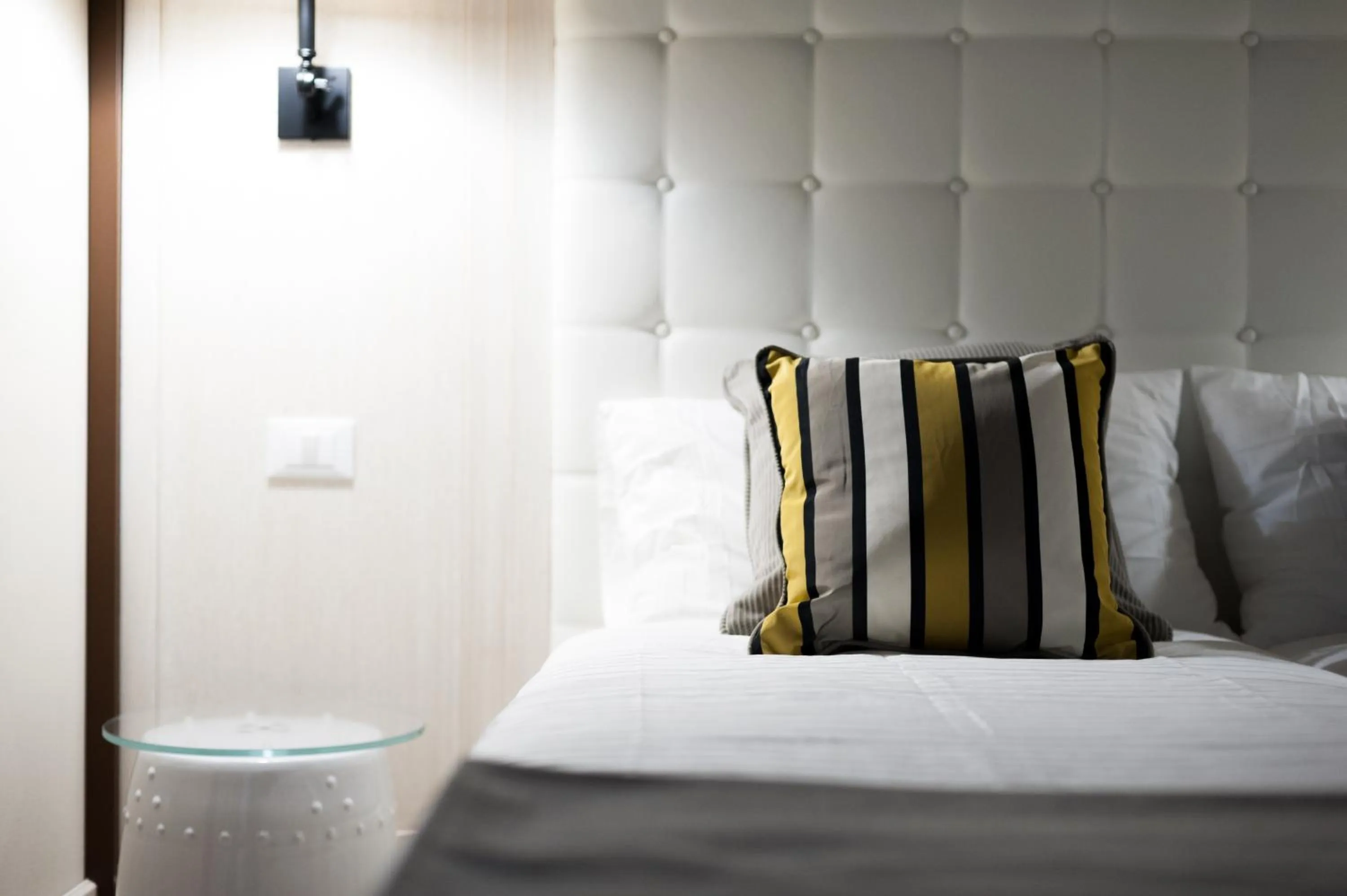 Decorative detail, Bed in Residenza Bonifacio - Adults Only