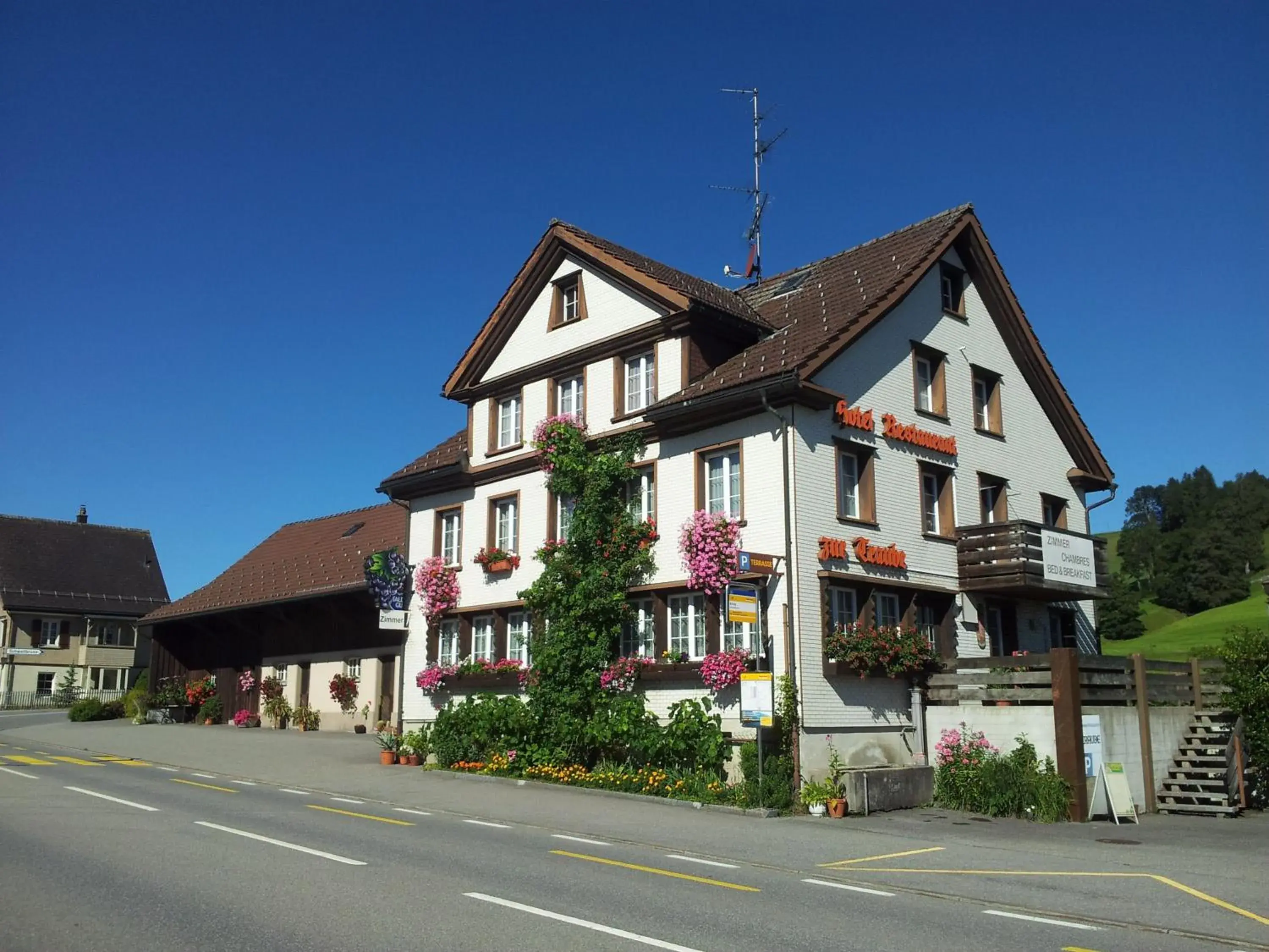 Hotel Garni Traube B&B Hotel Garni Traube B&B