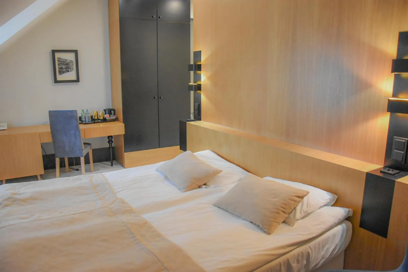 Photo of the whole room, Bed in Hotel Nihil Novi