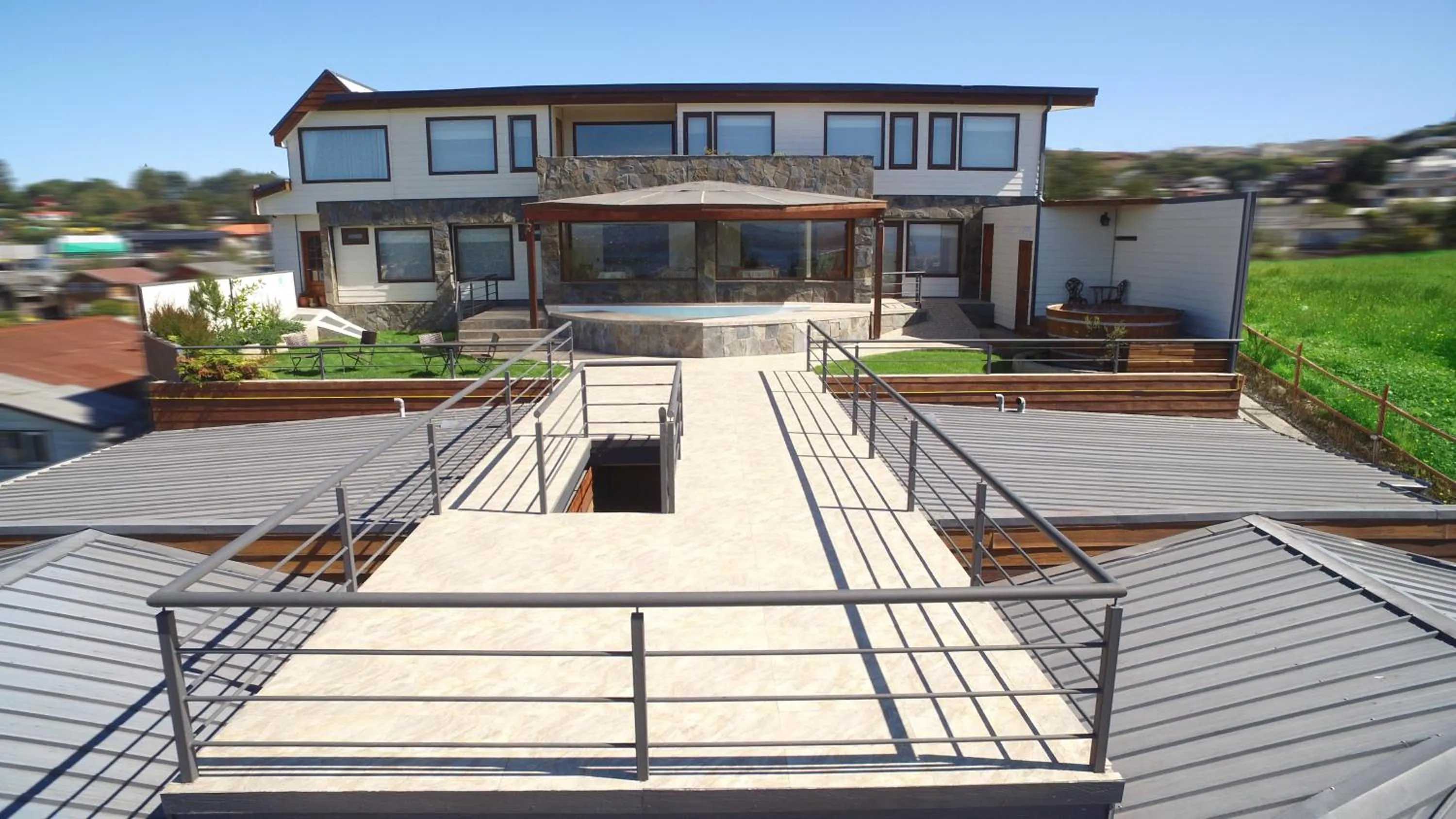 Dein Haus Hotel y Departamentos