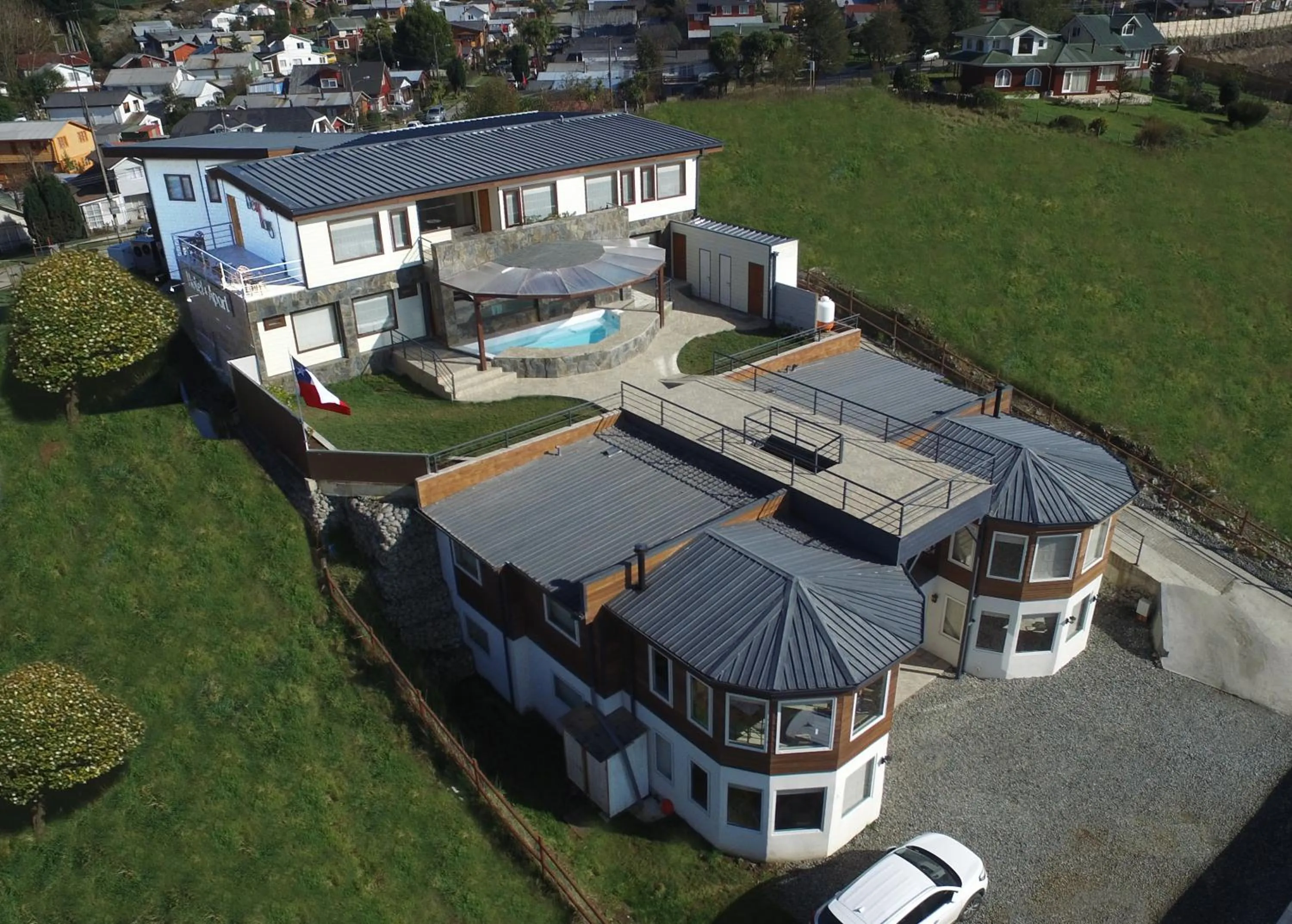 Dein Haus Hotel y Departamentos