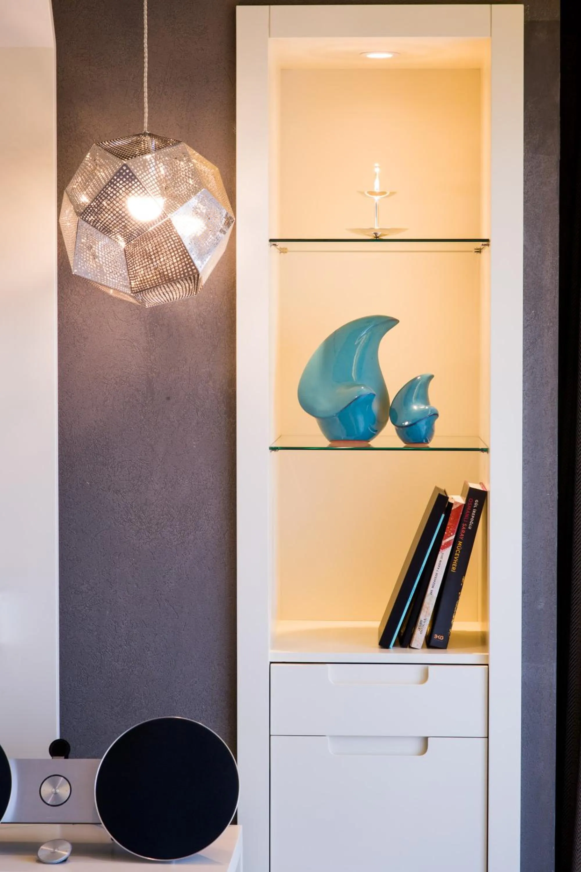 Decorative detail in Maroon Hotel Pera