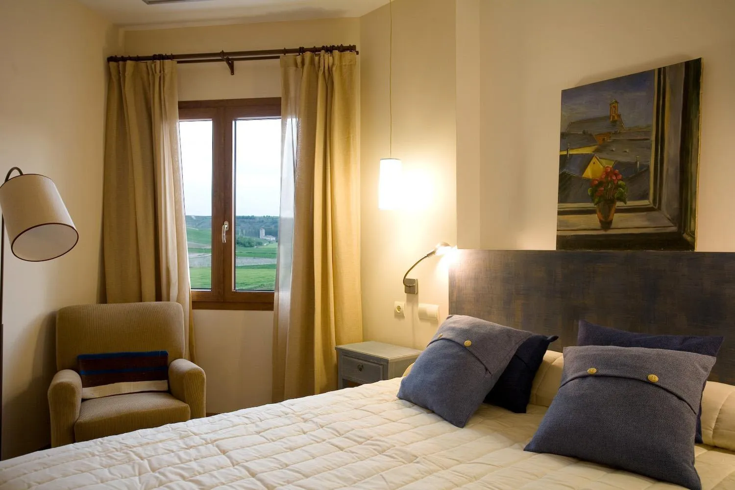 Bed in Hotel La Vida Spa