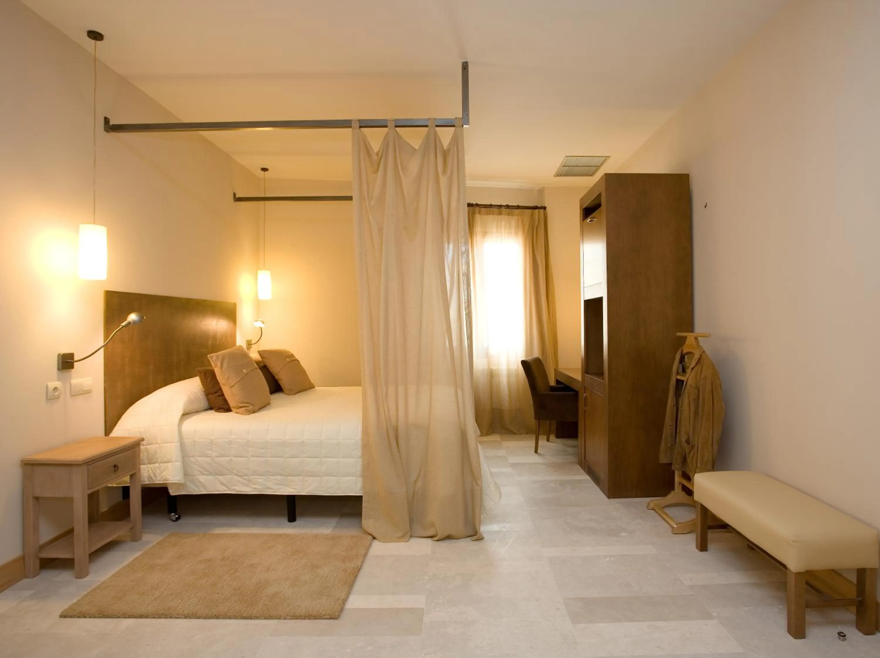 Photo of the whole room, Bed in Hotel La Vida Spa