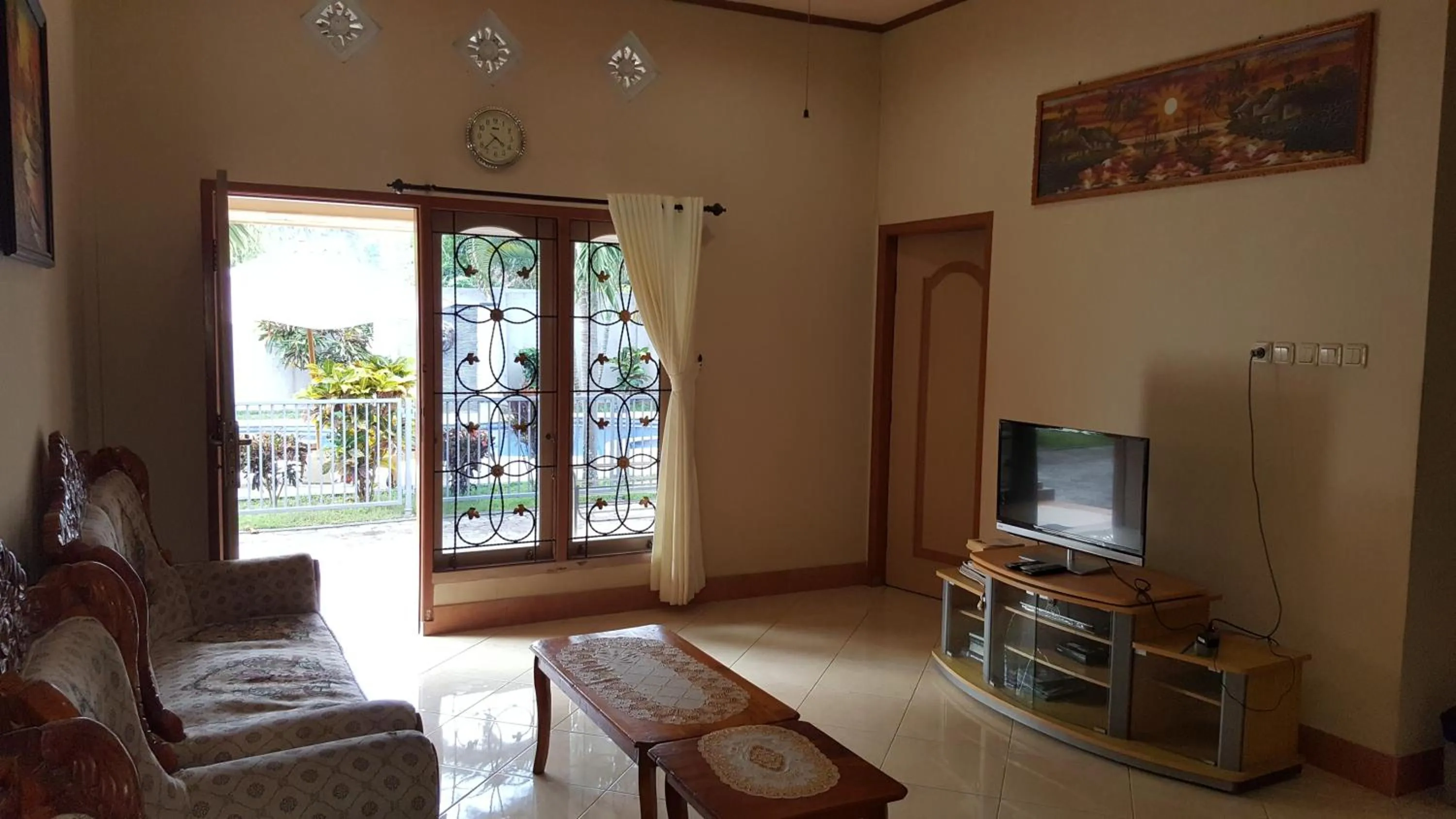 Living room in Sari Inn Kuta Lombok