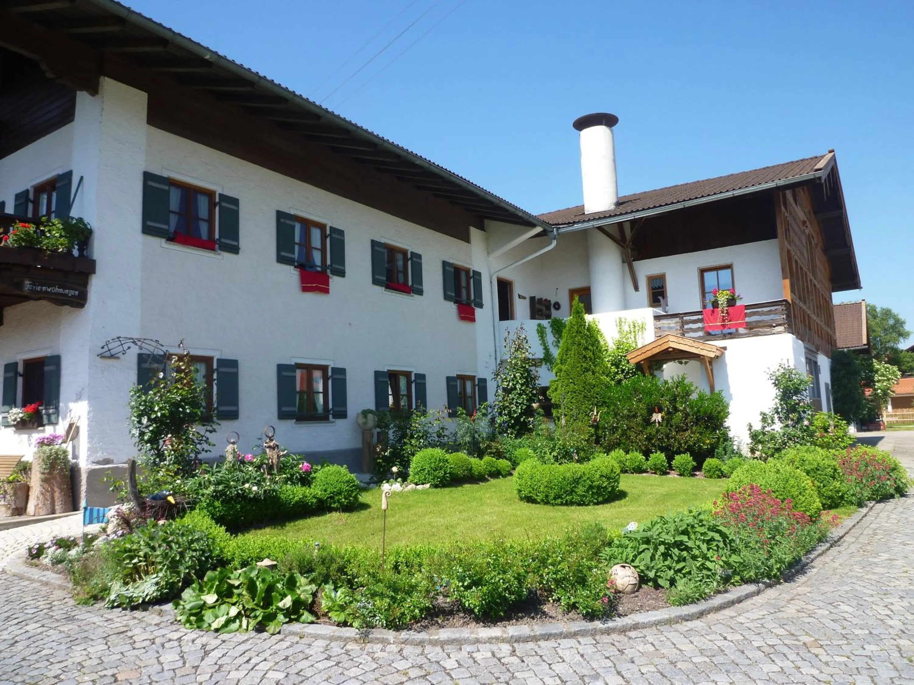 Facade/entrance in Apartments Donebauer