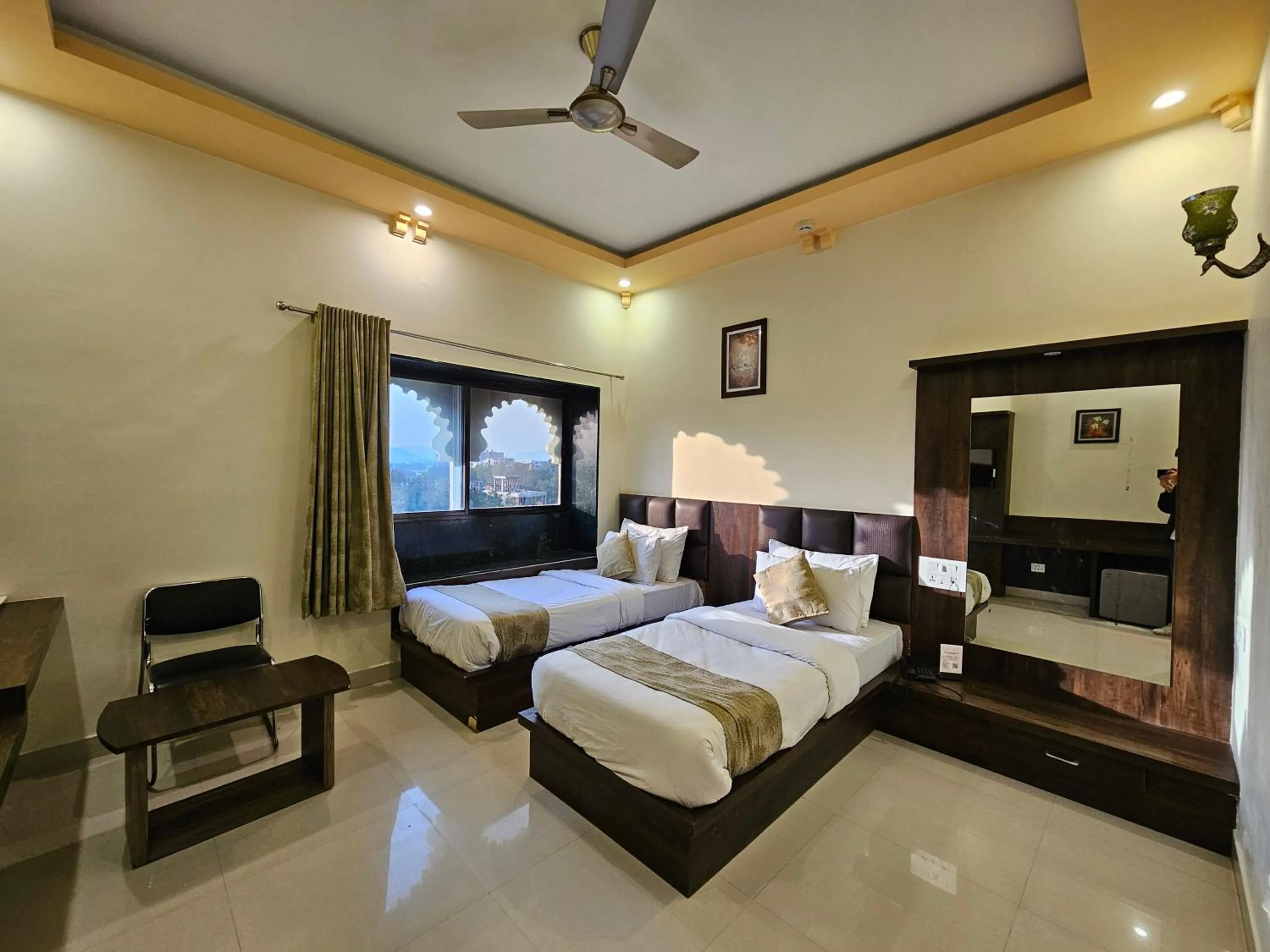 Bed in Hotel Riddhi Inn