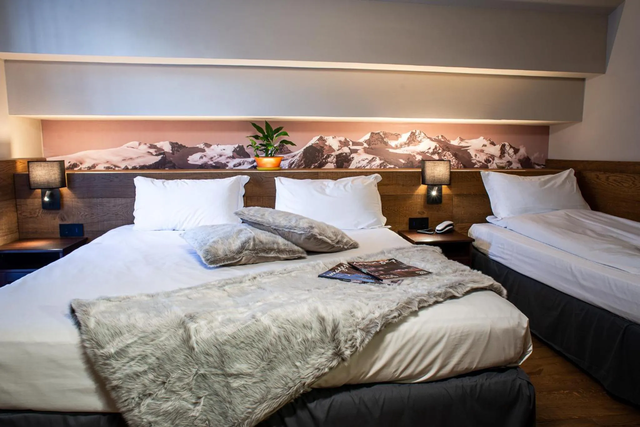 Bedroom, Bed in Hotel De Champoluc