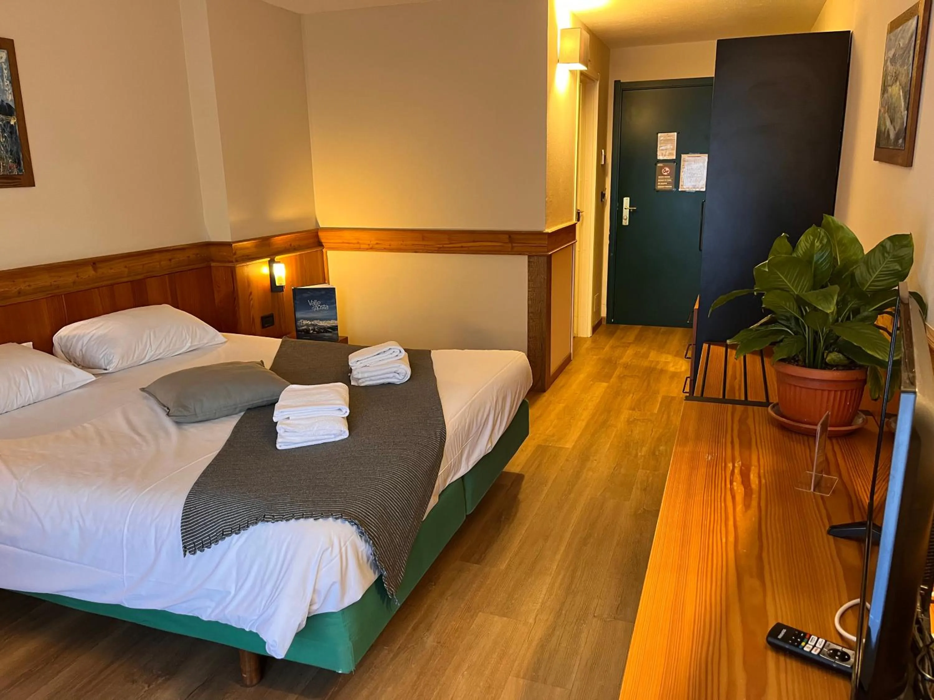 Bed in Hotel De Champoluc