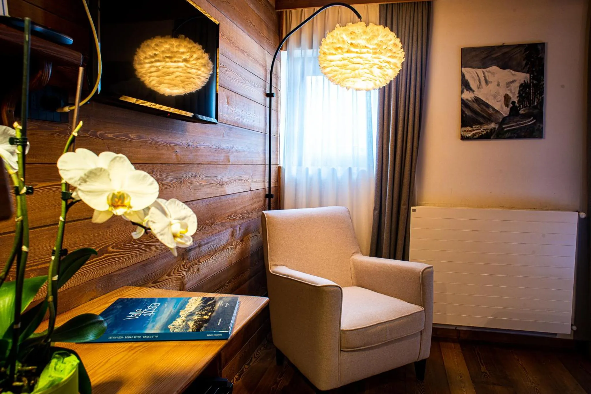 Bedroom in Hotel De Champoluc