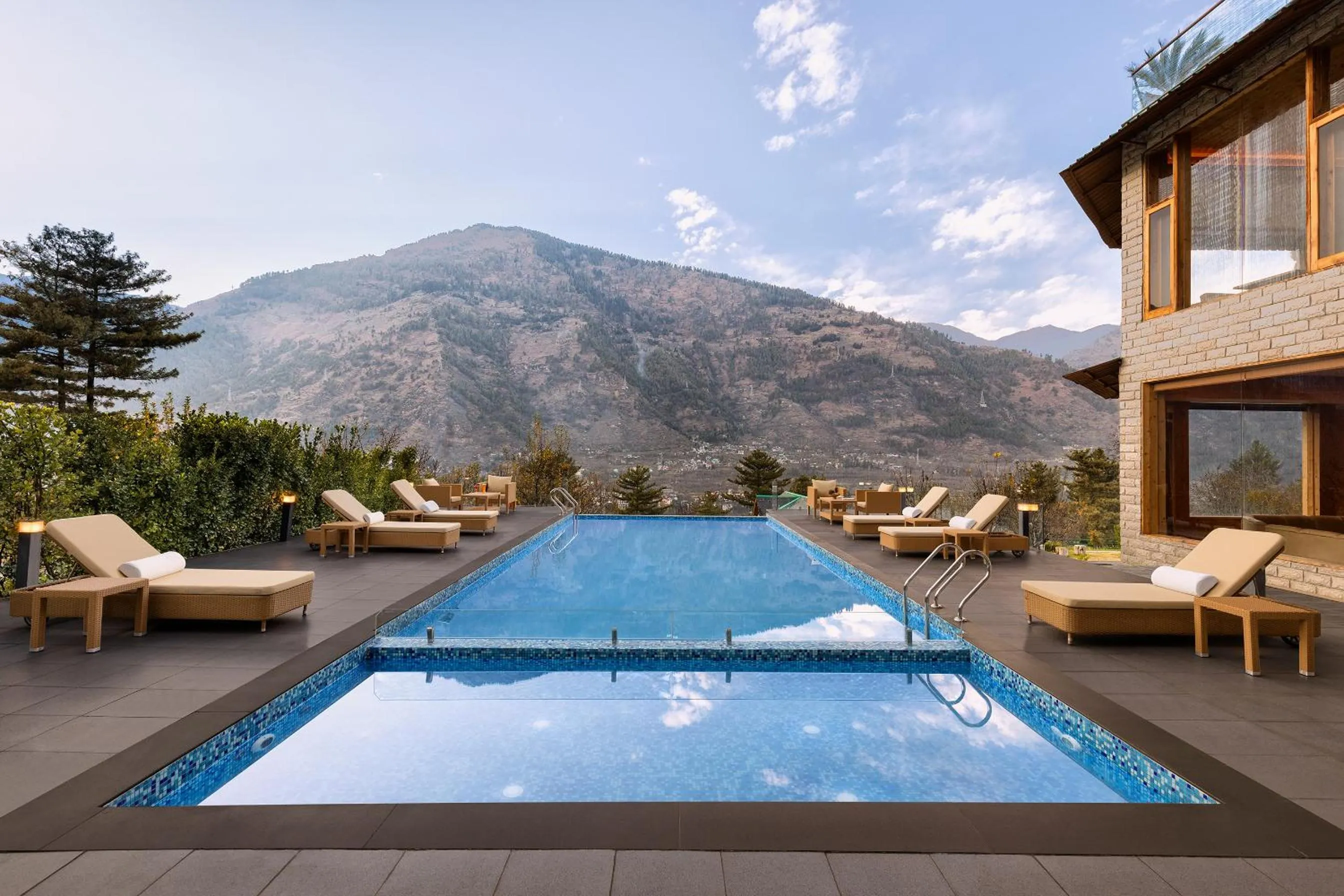 Swimming pool in Baragarh Resort & Spa, Manali- IHCL SeleQtions