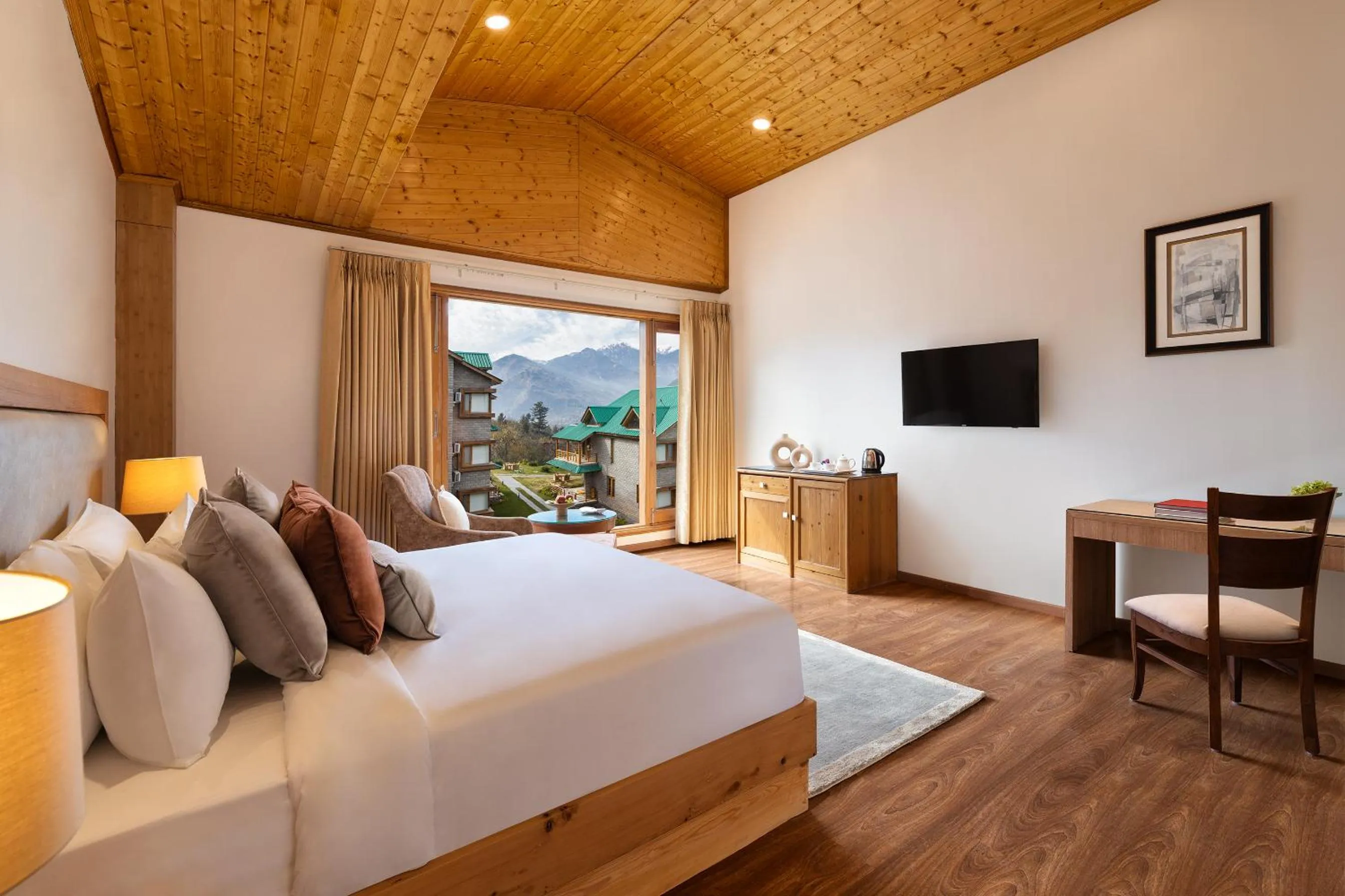 Bedroom, Bed in Baragarh Resort & Spa, Manali- IHCL SeleQtions