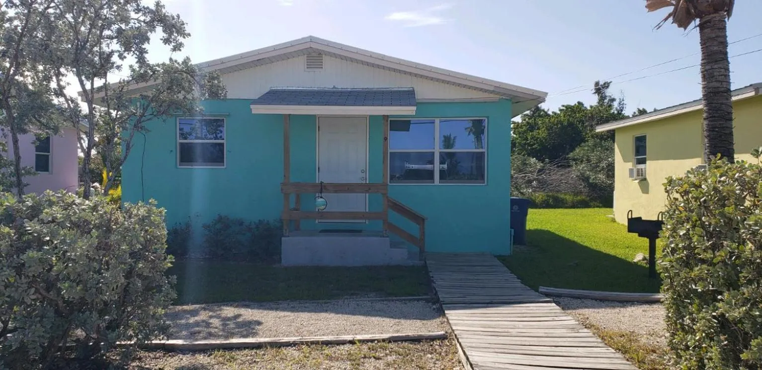 Old Wooden Bridge Resort & Marina