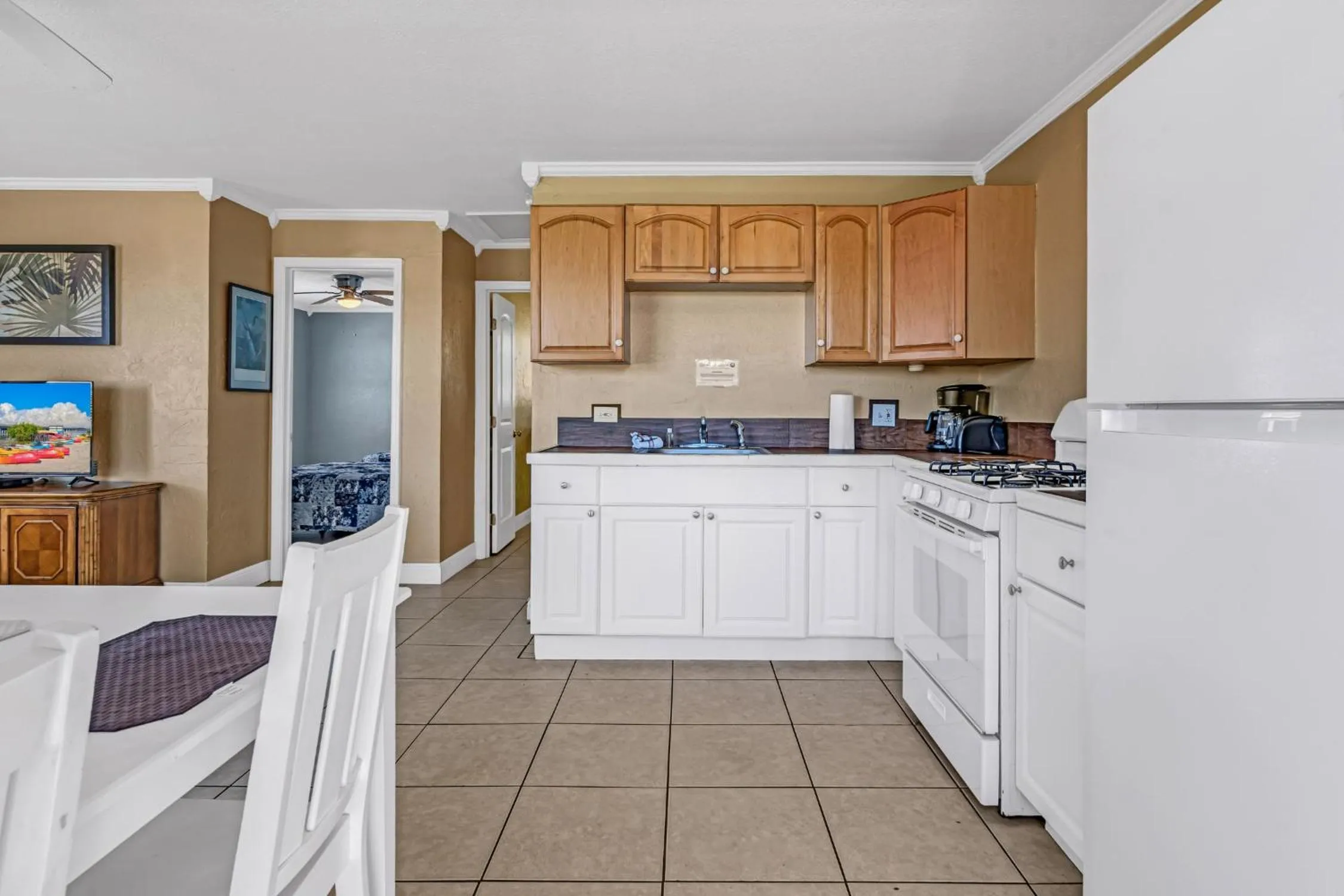 Old Wooden Bridge Resort & Marina