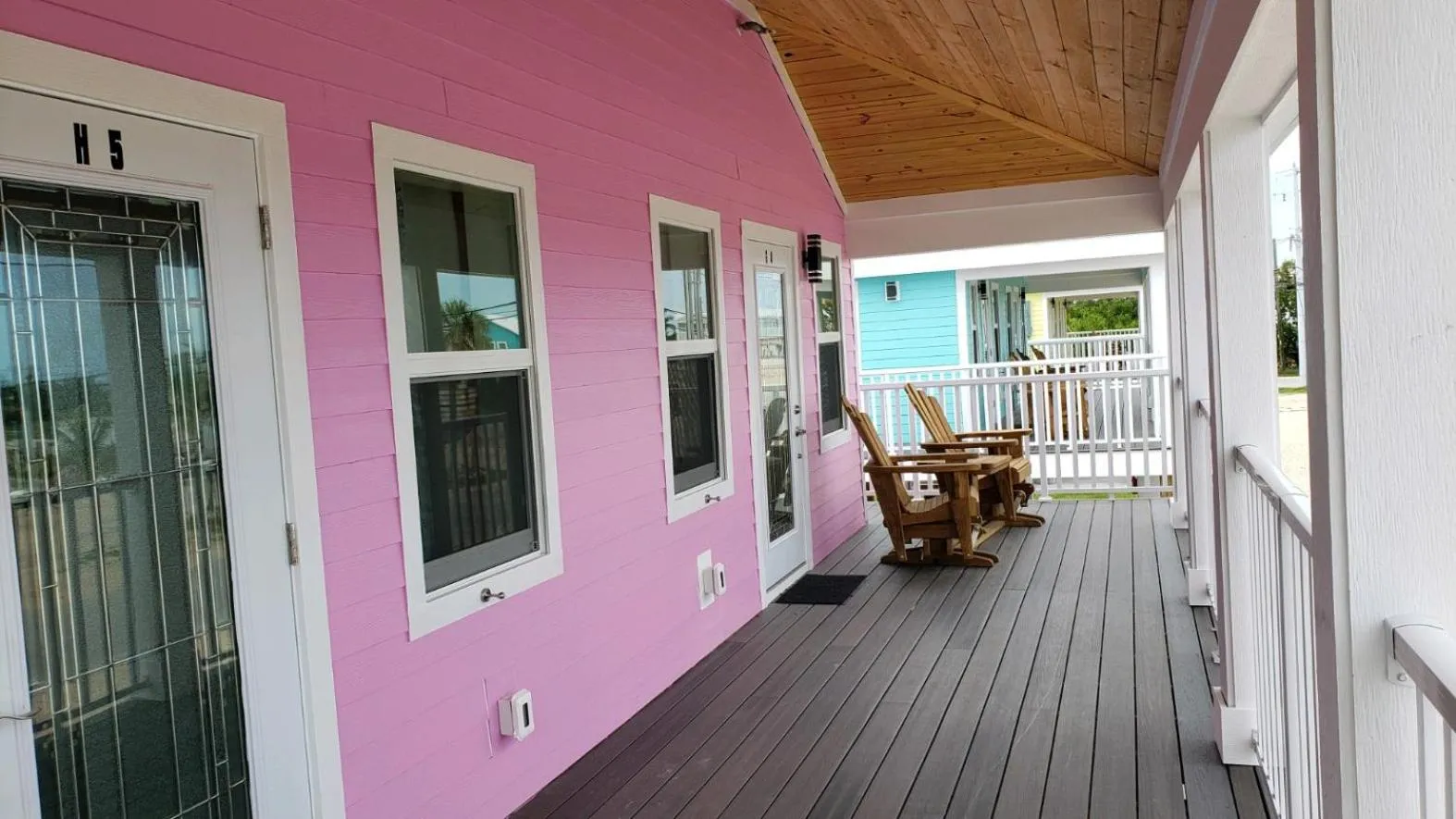 Old Wooden Bridge Resort & Marina