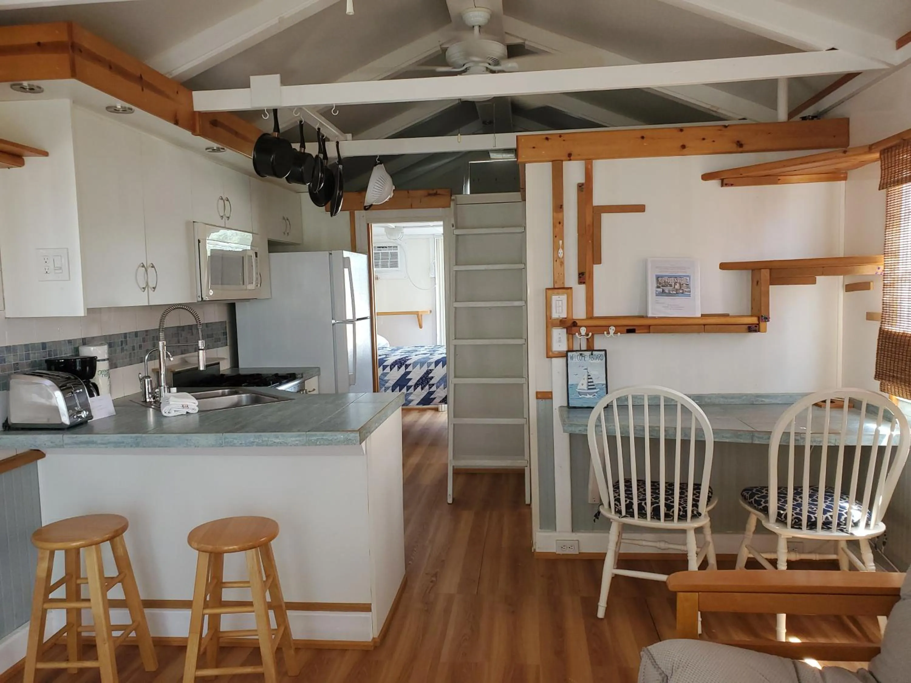 Old Wooden Bridge Resort & Marina