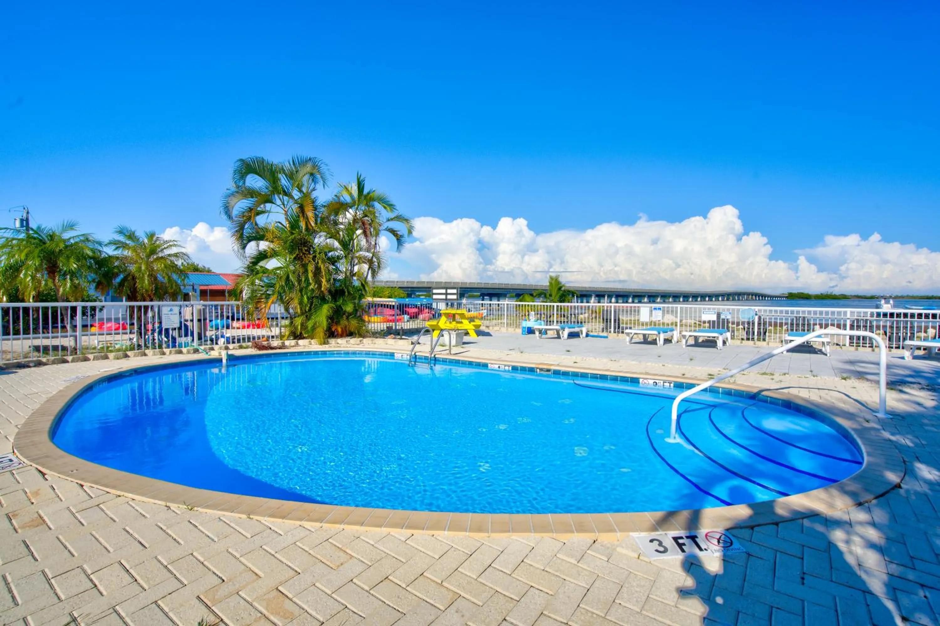 Old Wooden Bridge Resort & Marina