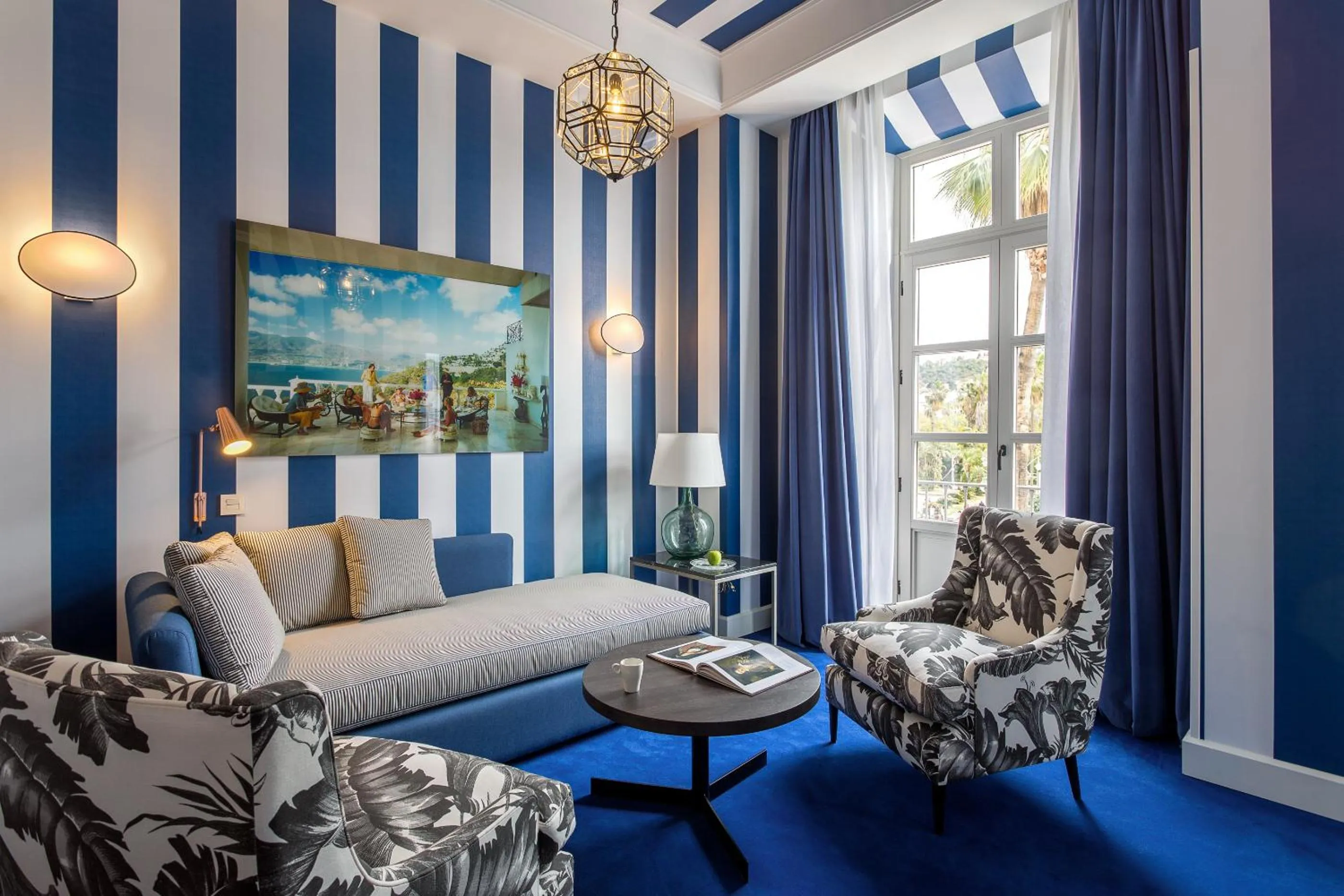 Living room in Room Mate Collection Valeria, Málaga