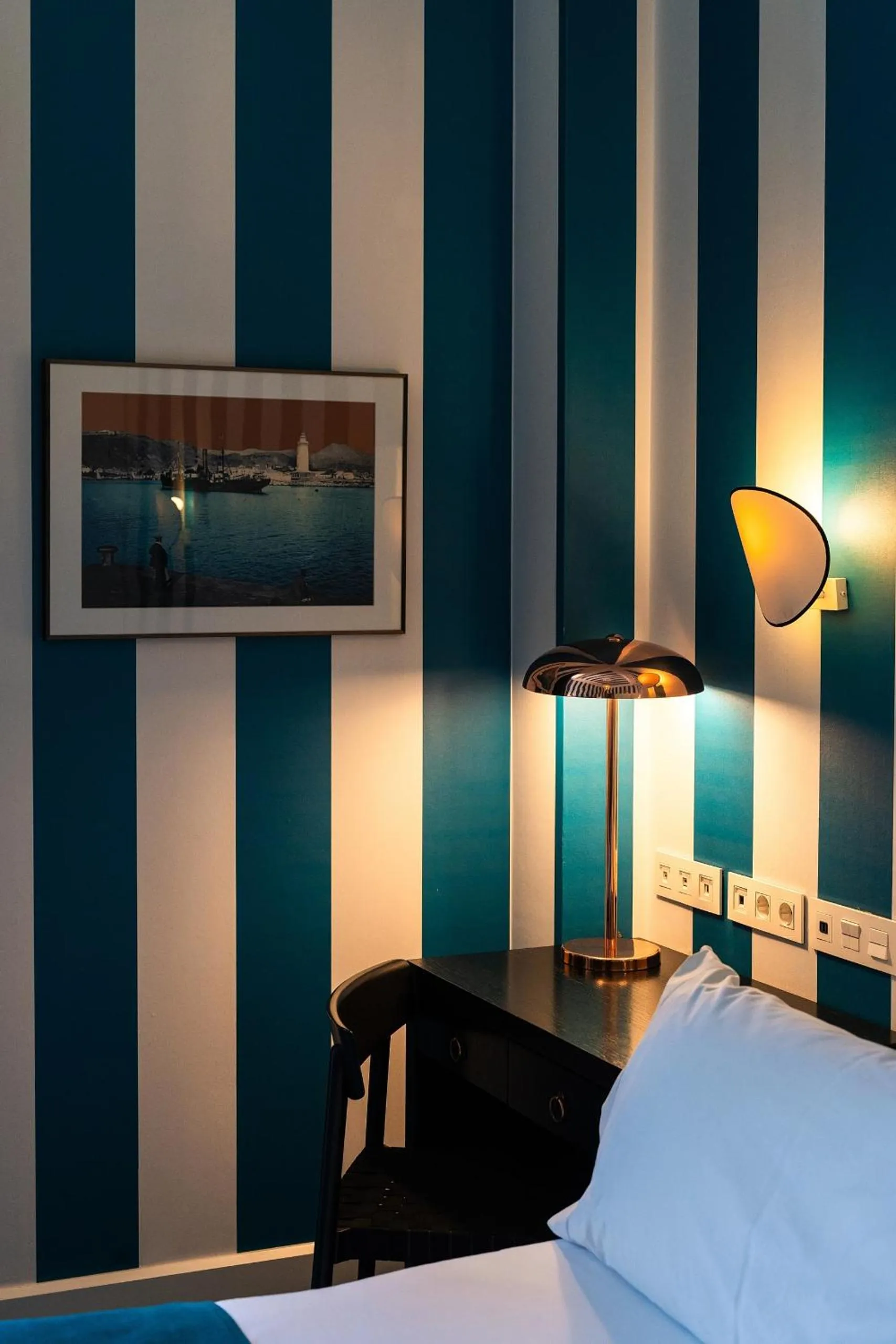 Decorative detail, Bed in Room Mate Collection Valeria, Málaga