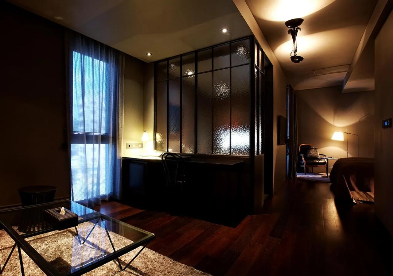 Bed in Lee Design Hotel