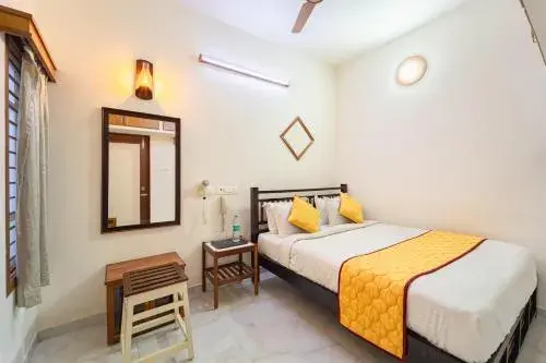 Two-Bedroom Studio Apartment in Roscotel Shara Inn Pondicherry Two-Bedroom Studio Apartment in Roscotel Shara Inn Pondicherry