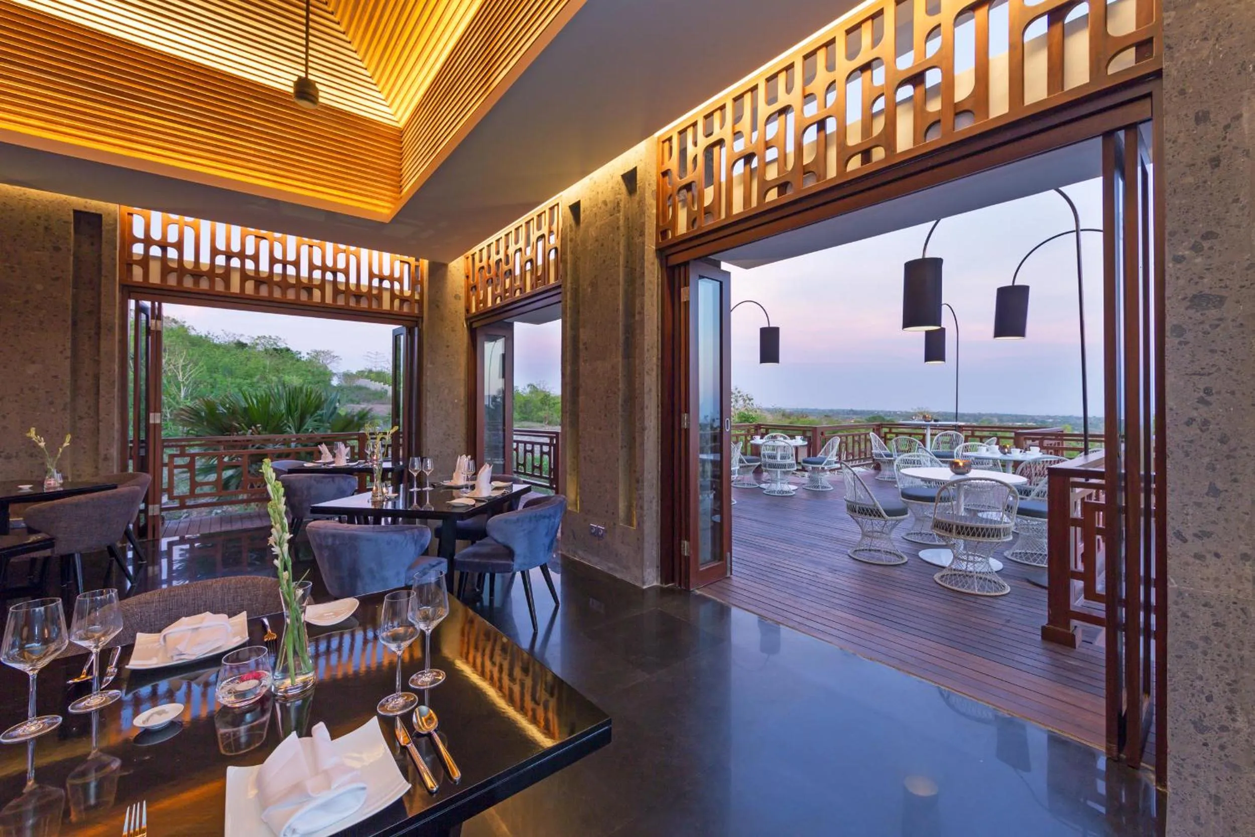 Restaurant/places to eat in Prasana Villas by Arjani Resorts