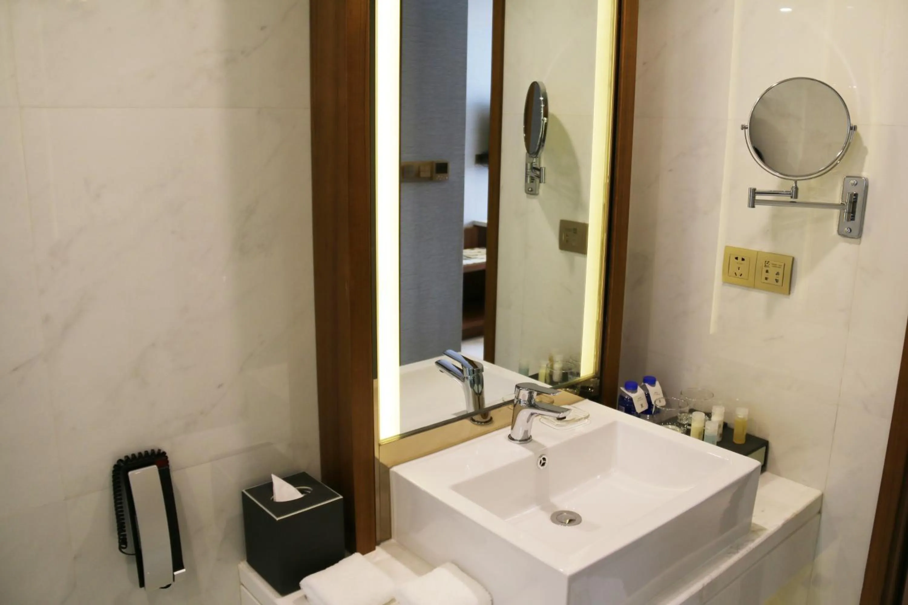 Bathroom in Deacon House Wuxi