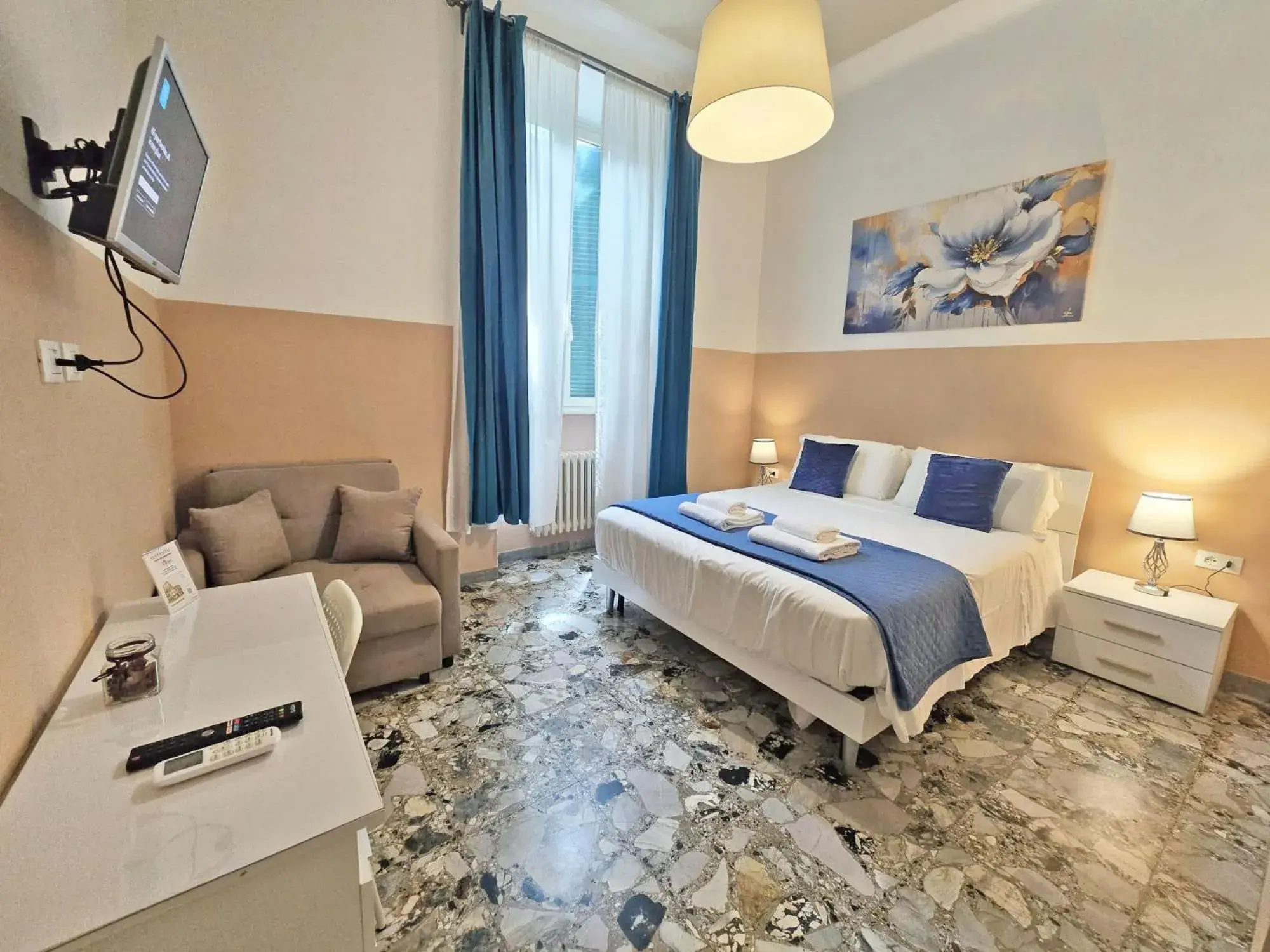Superior Double Room in Sweet Life Guesthouse Hospety Group Superior Double Room in Sweet Life Guesthouse Hospety Group