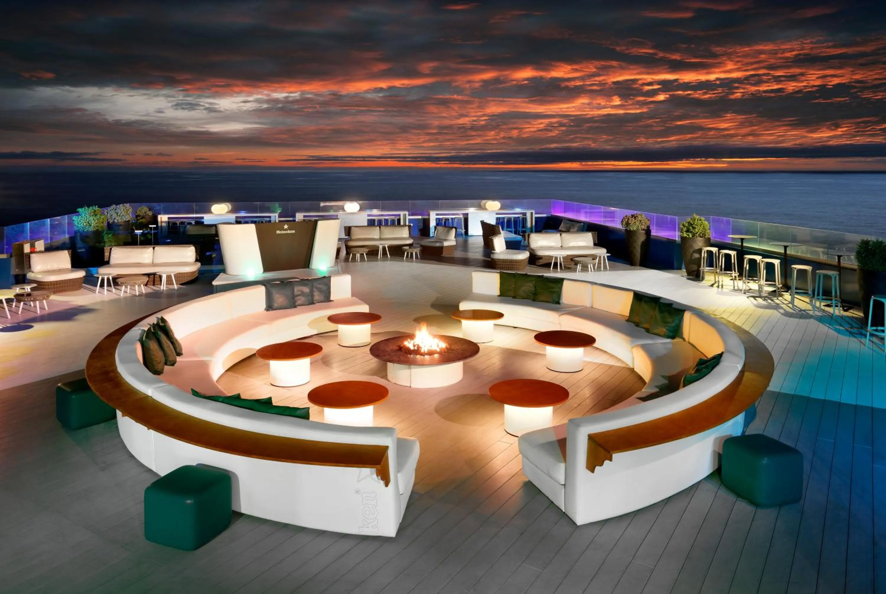 Restaurant/places to eat in Hard Rock Hotel Tenerife