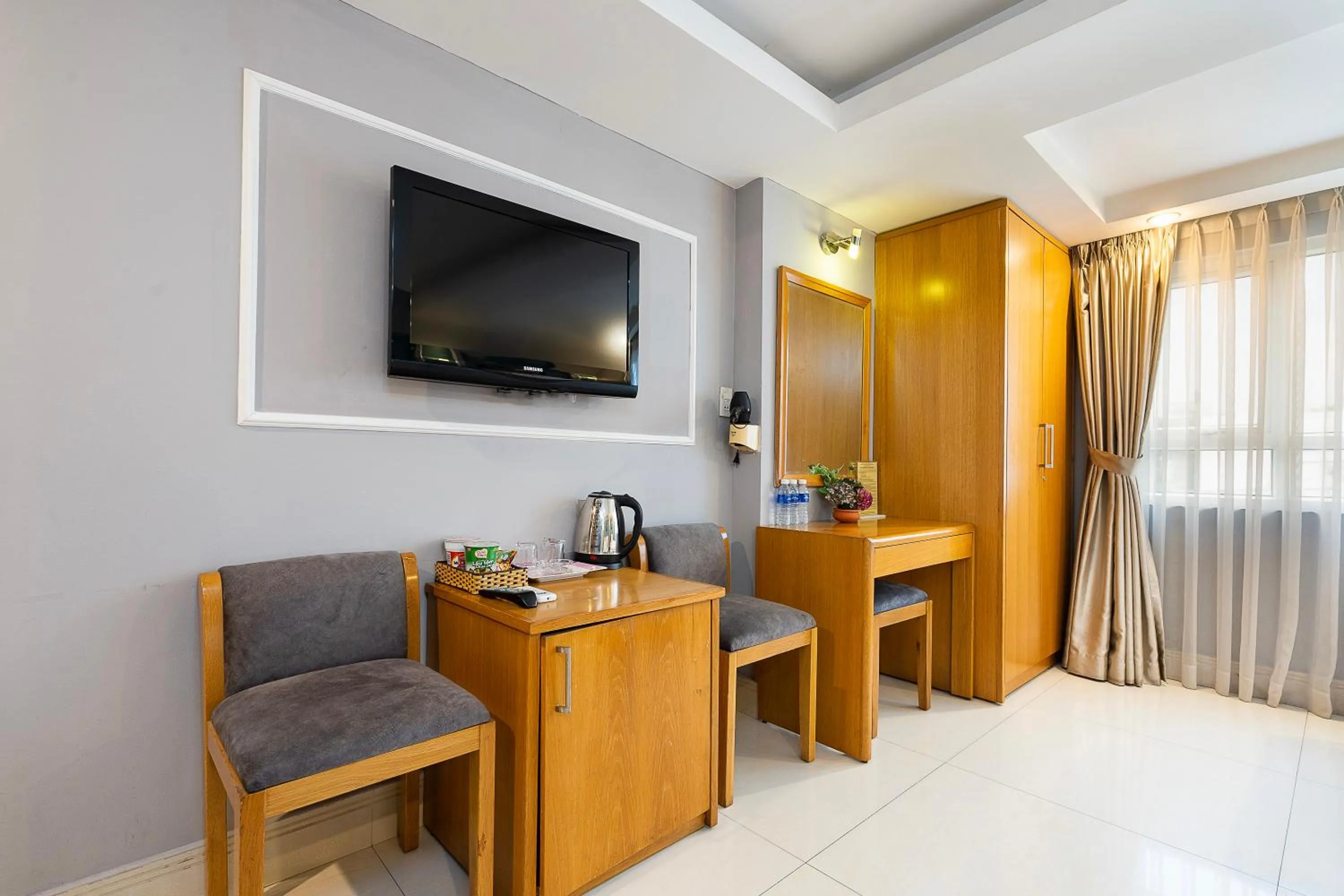 Decorative detail in Lucky Star Hotel 146 Nguyen Trai