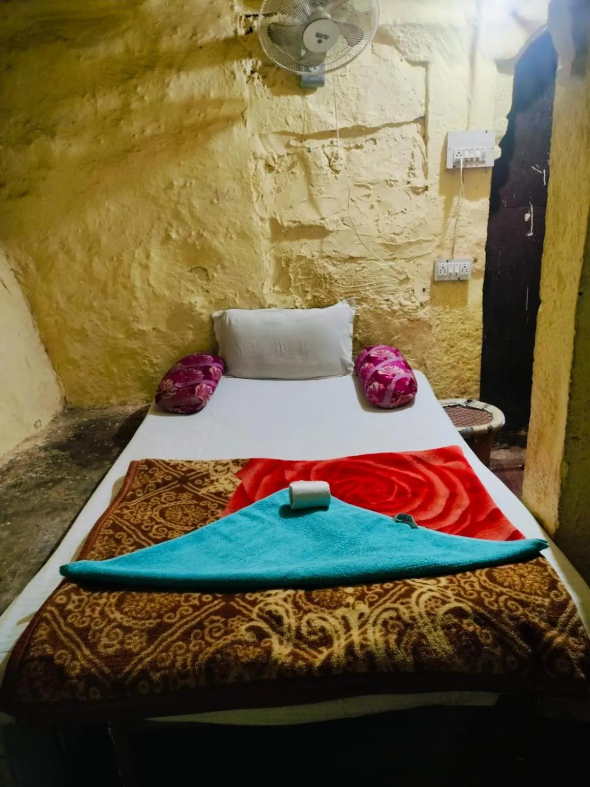 Bed in Shiva Guest House