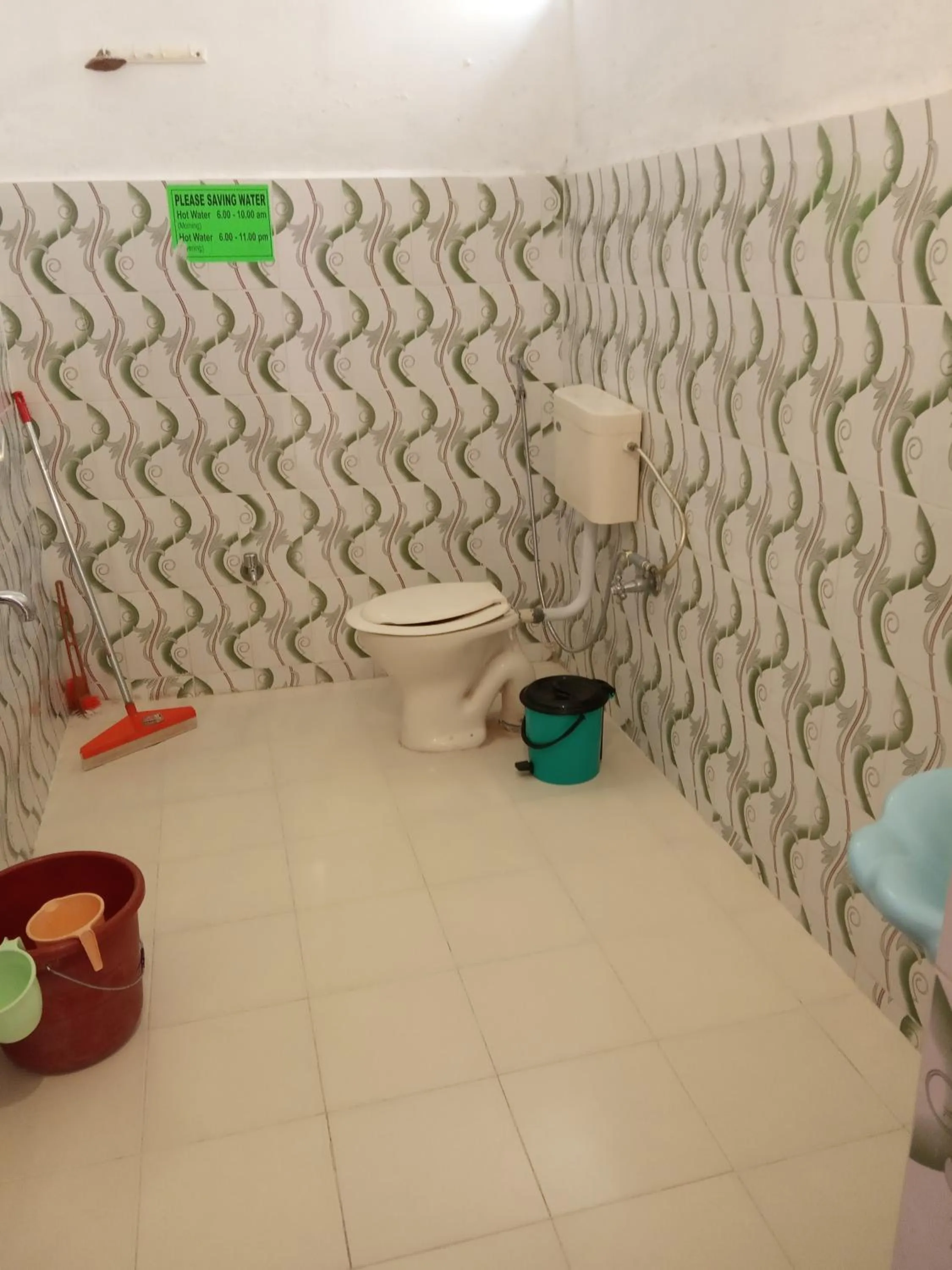 Toilet in Shiva Guest House