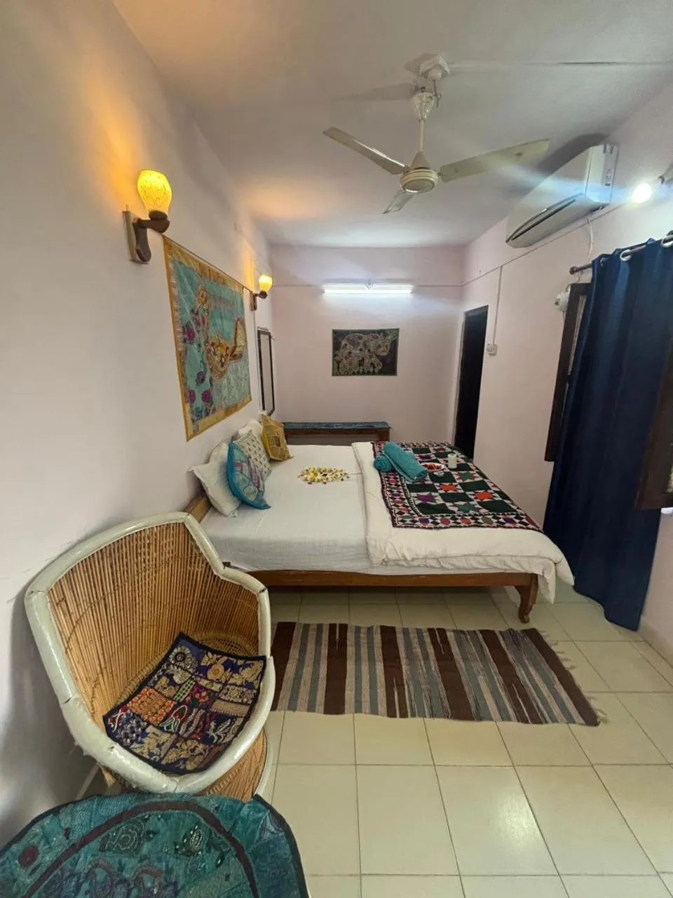 Bed in Shiva Guest House