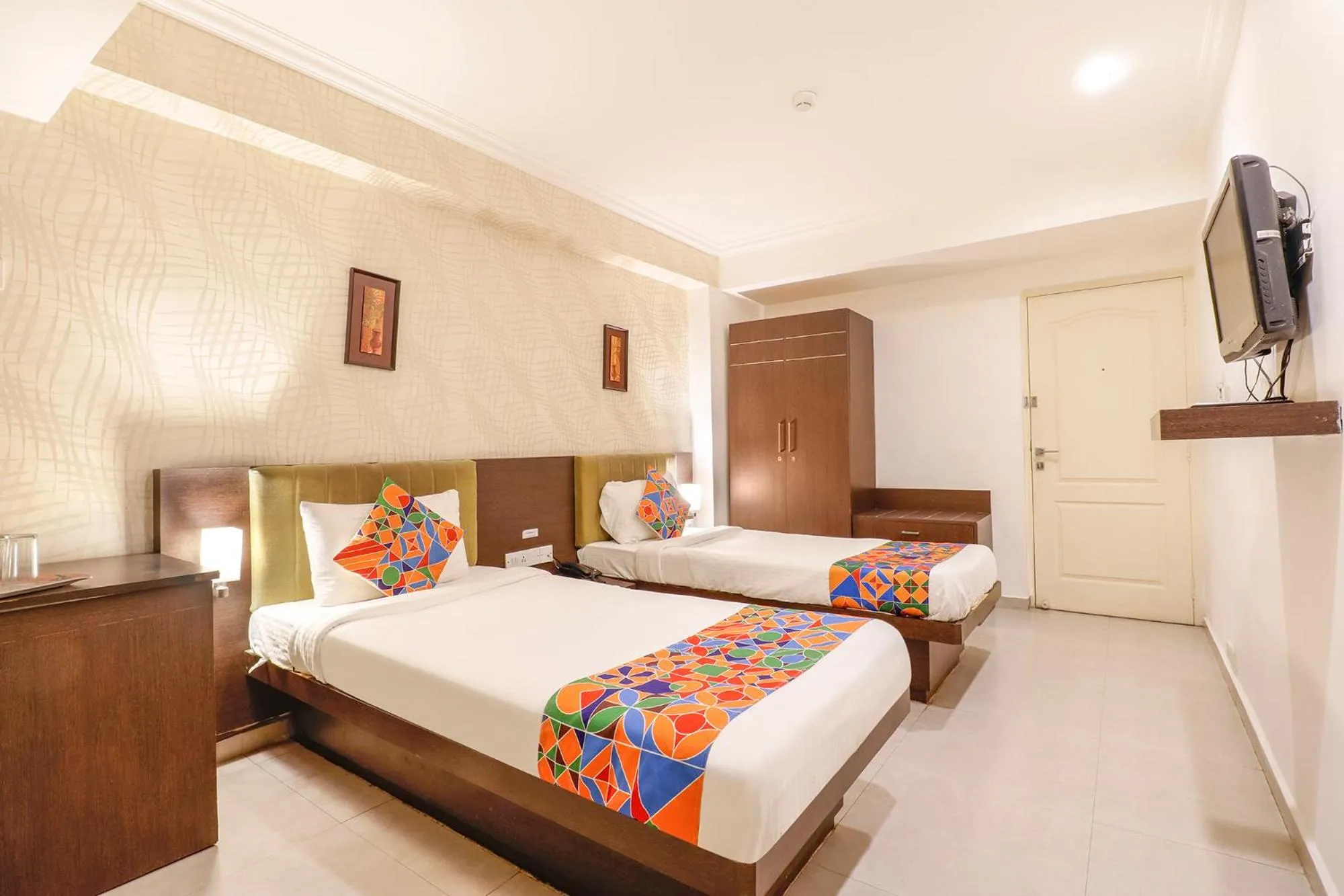 Bed in FabHotel Park Inn - Indiranagar