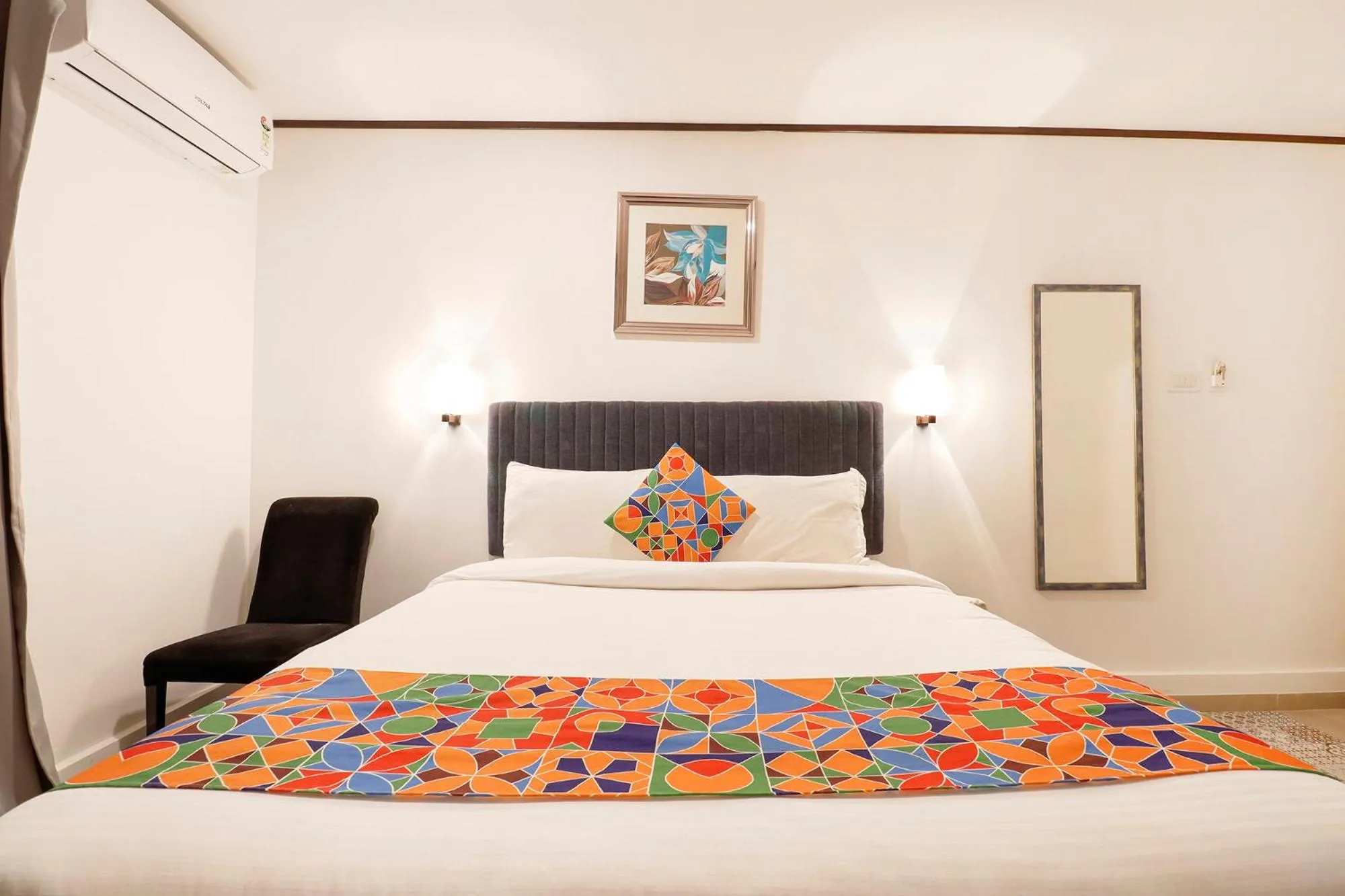 Bed in FabHotel Park Inn - Indiranagar