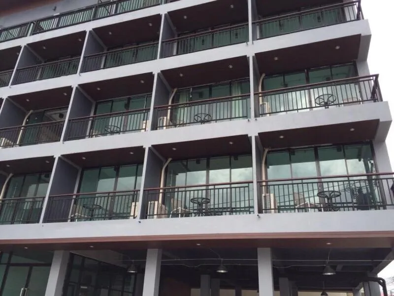 Property building in Rinrada Loft Resident