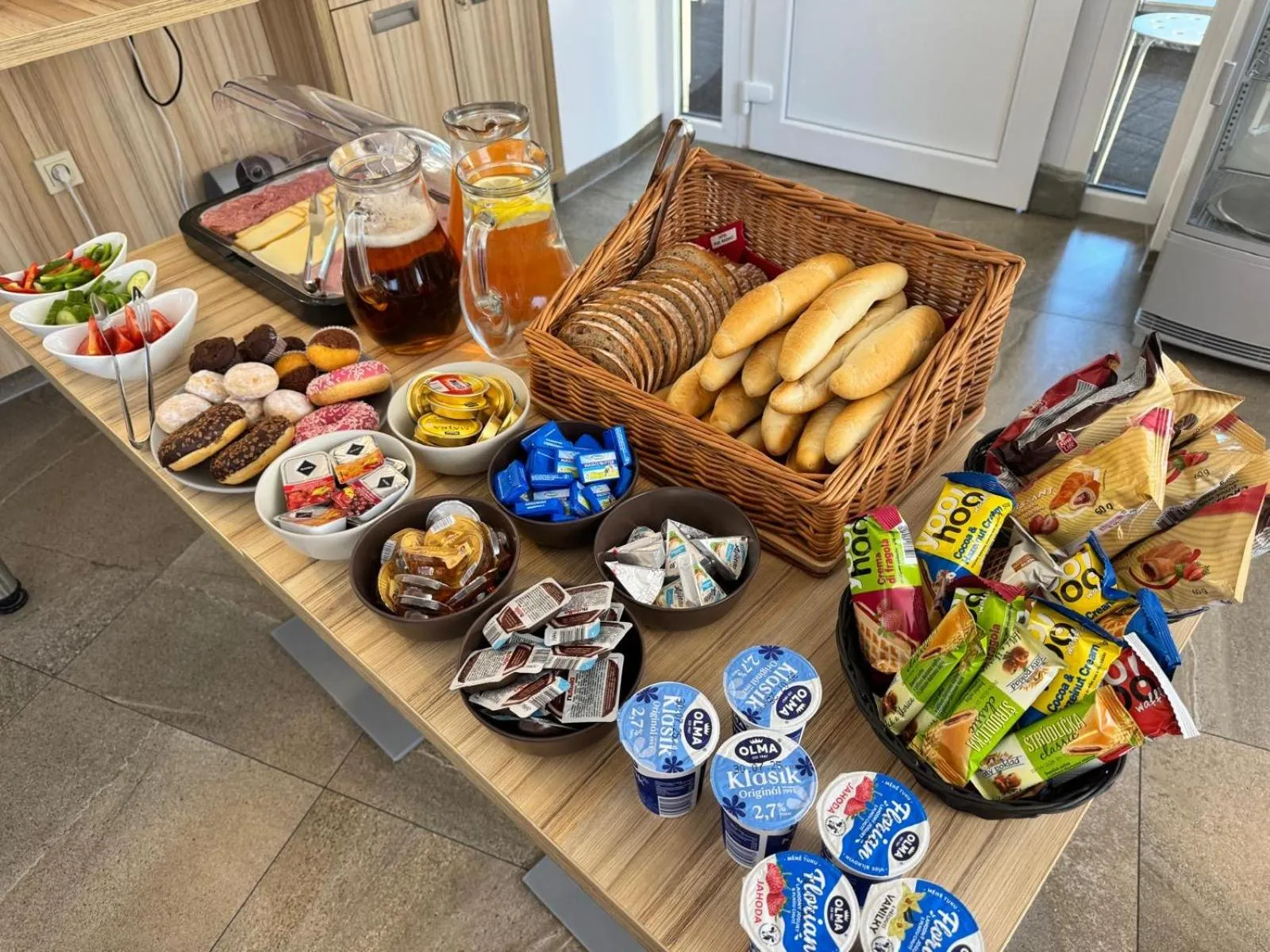 Buffet breakfast in Hotel Pod Radnicí