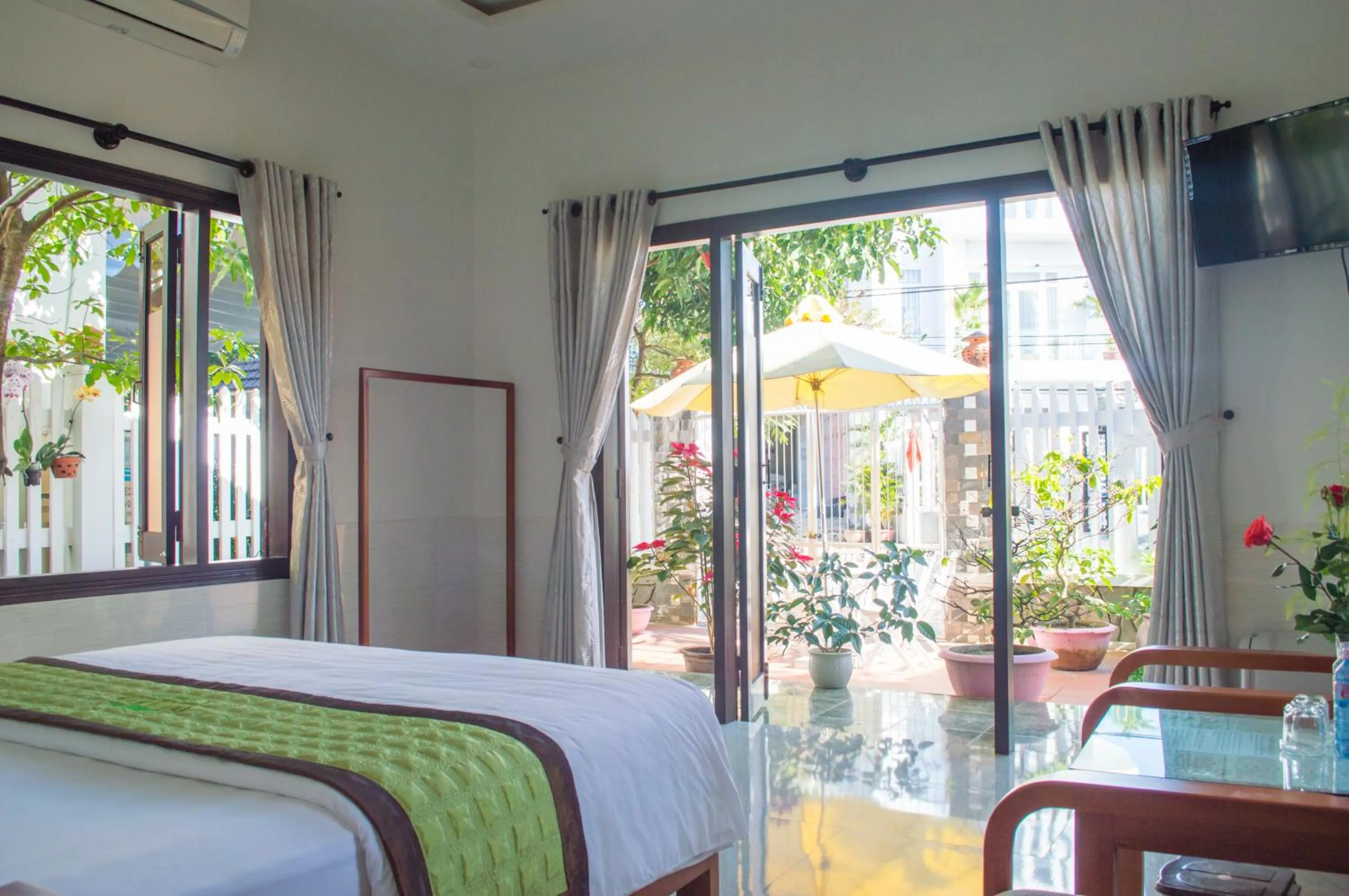 Bedroom, View in HaLo HomeStay