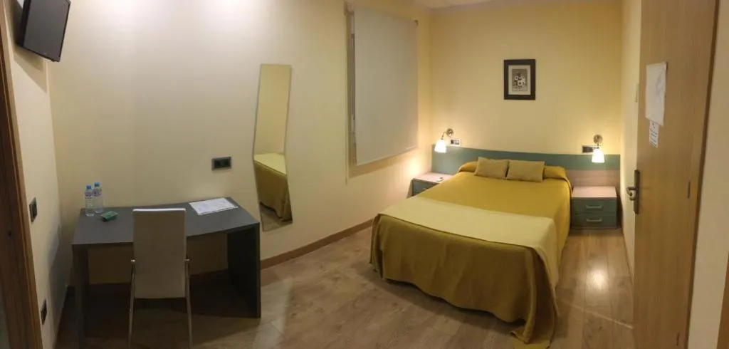 Bed in Hostal Doña Juana