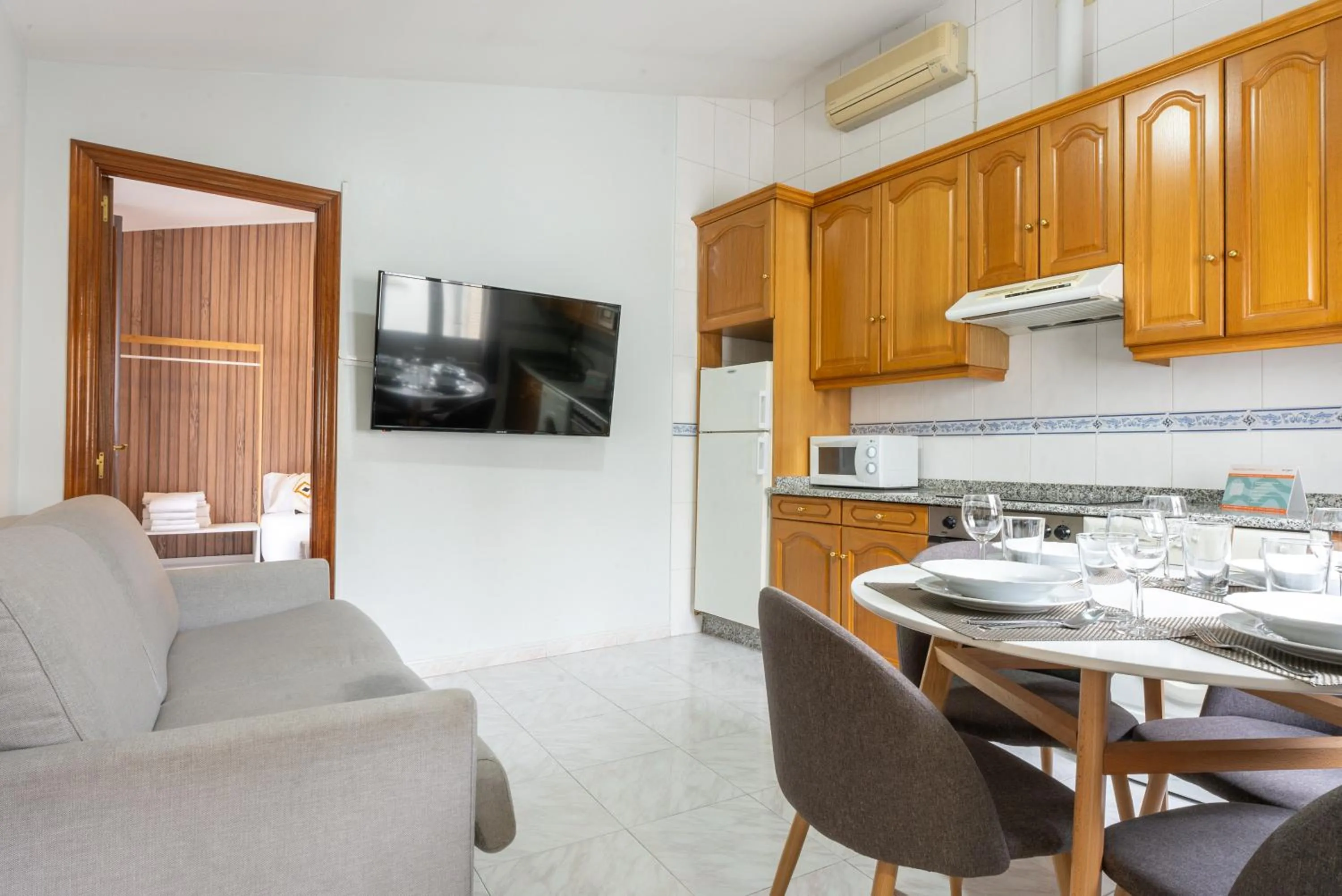 Kitchen or kitchenette in Smartr Madrid Chueca