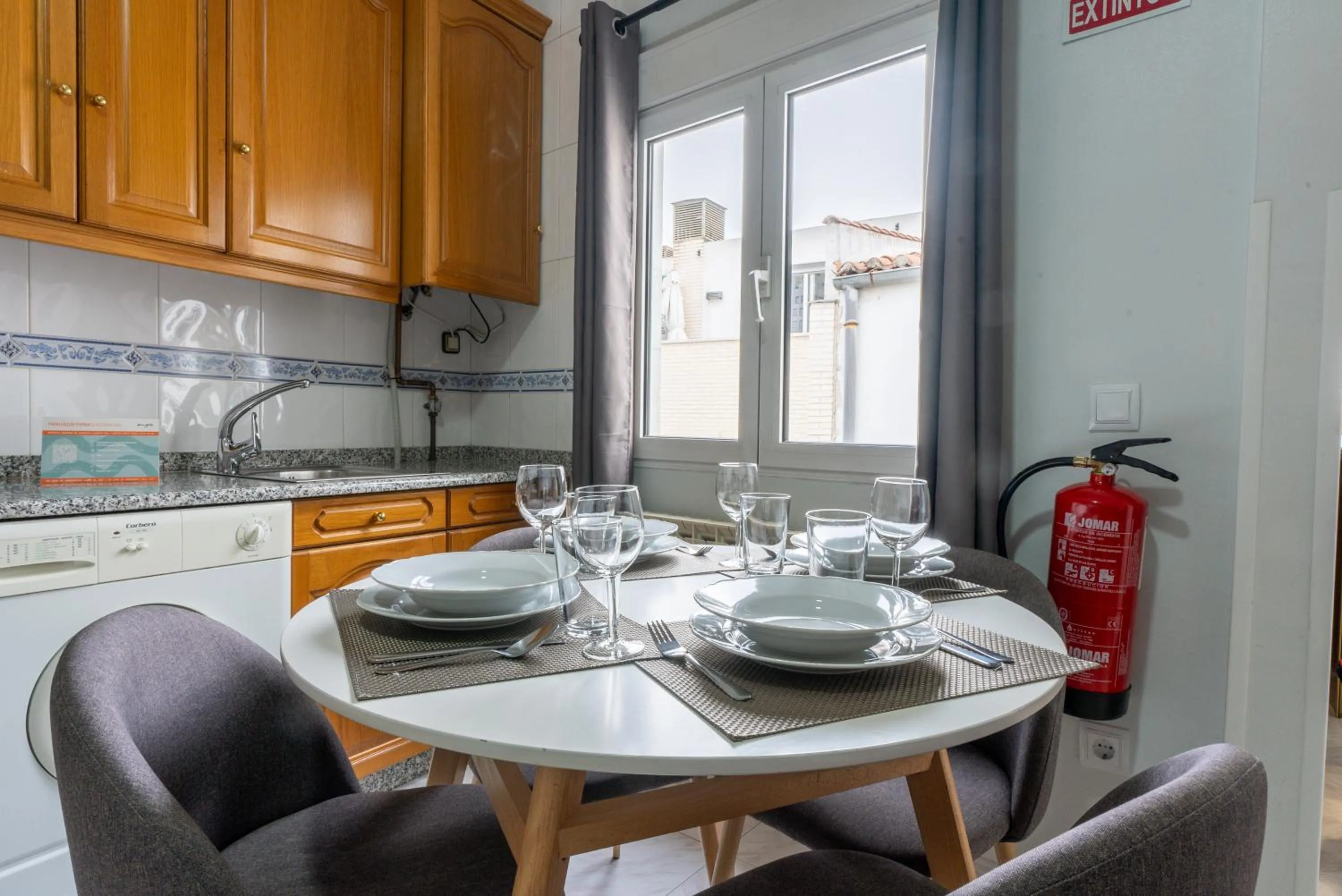Kitchen or kitchenette in Smartr Madrid Chueca