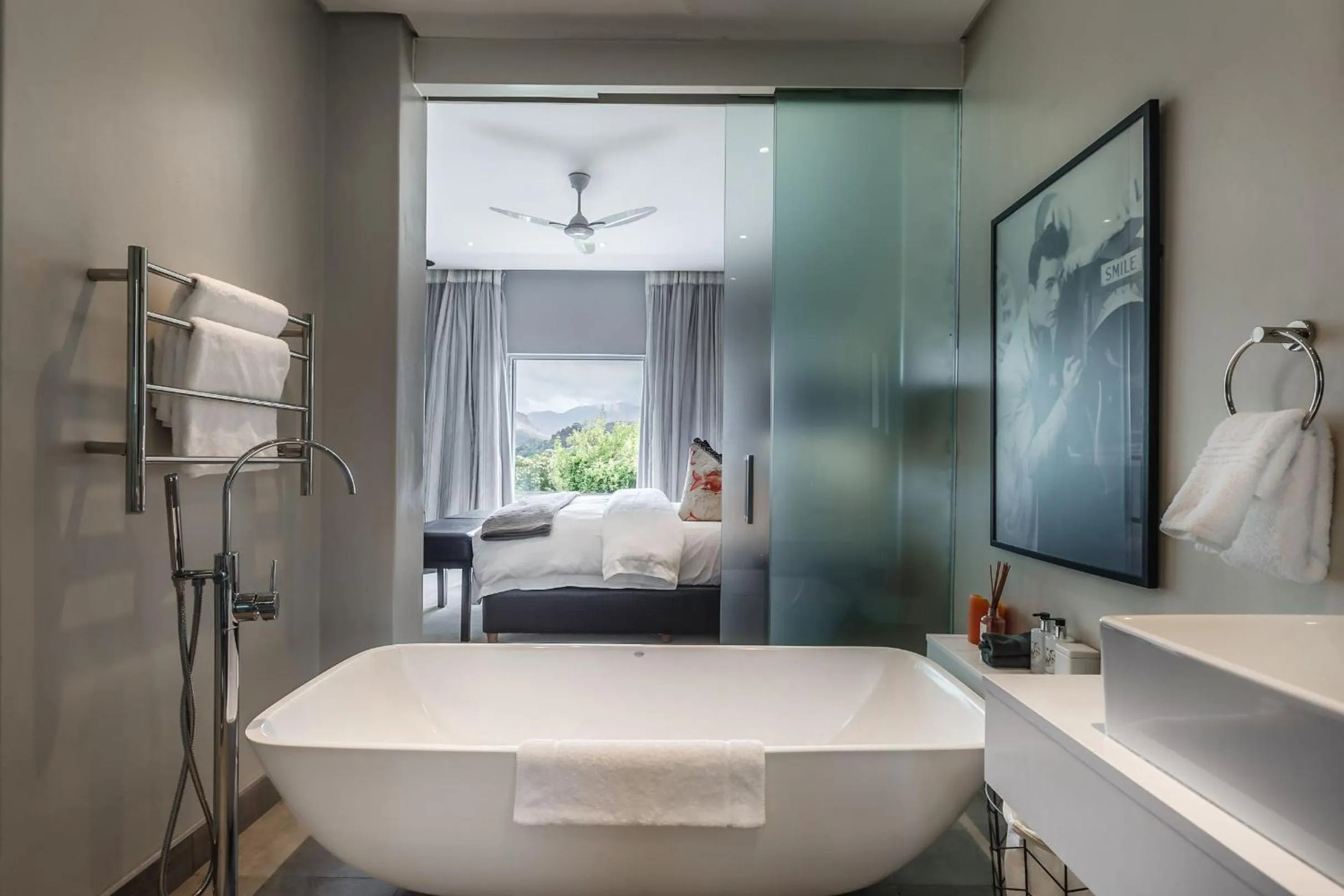 Bathroom, Bed in Franschhoek Boutique Hotel - Lion Roars Hotels & Lodges