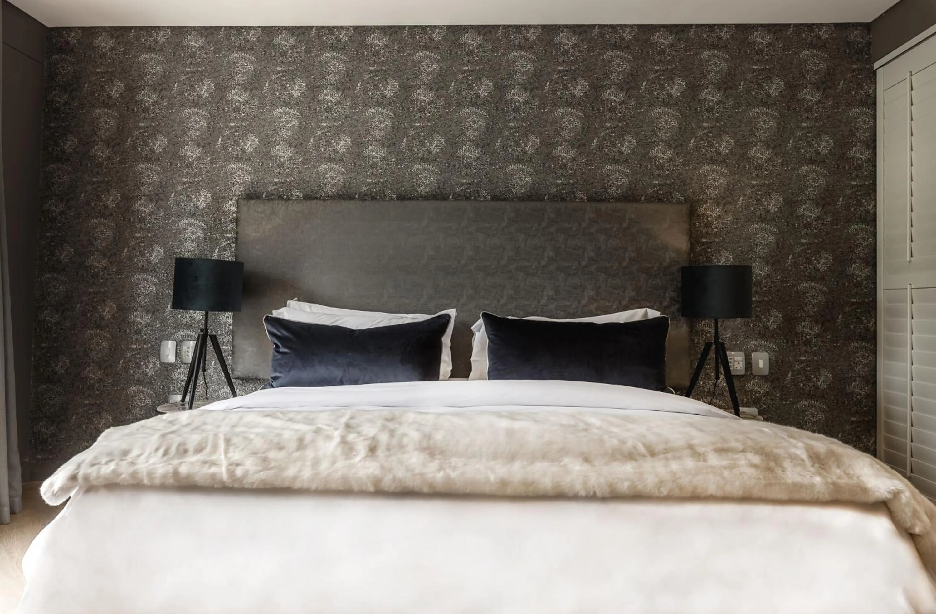 Bed in Franschhoek Boutique Hotel - Lion Roars Hotels & Lodges