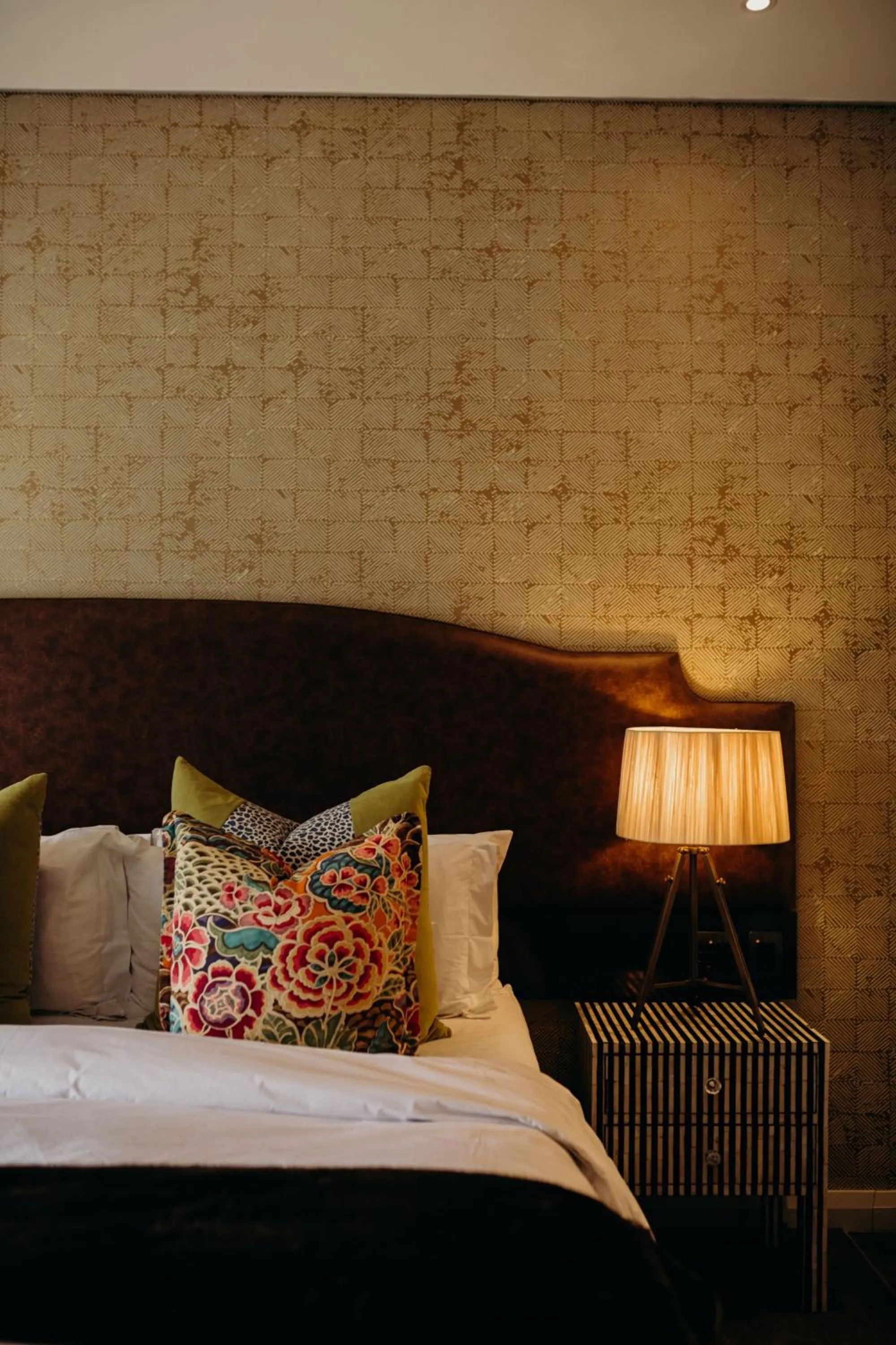 Bed in Franschhoek Boutique Hotel - Lion Roars Hotels & Lodges