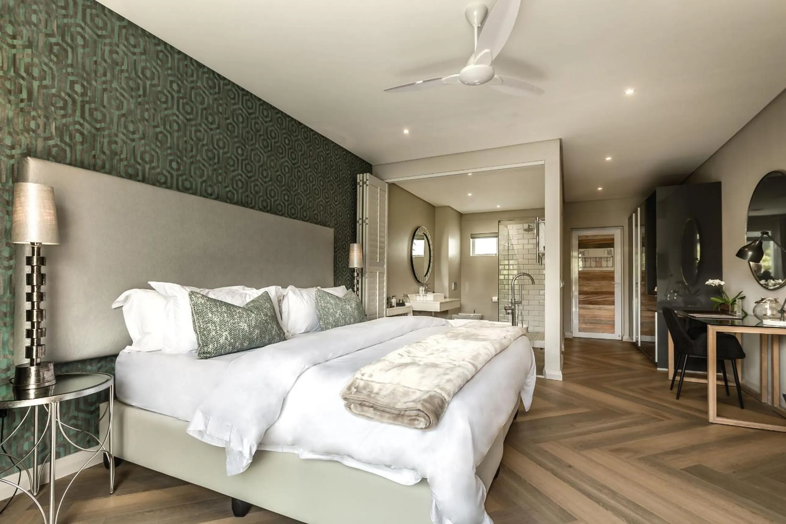 Photo of the whole room, Bed in Franschhoek Boutique Hotel - Lion Roars Hotels & Lodges