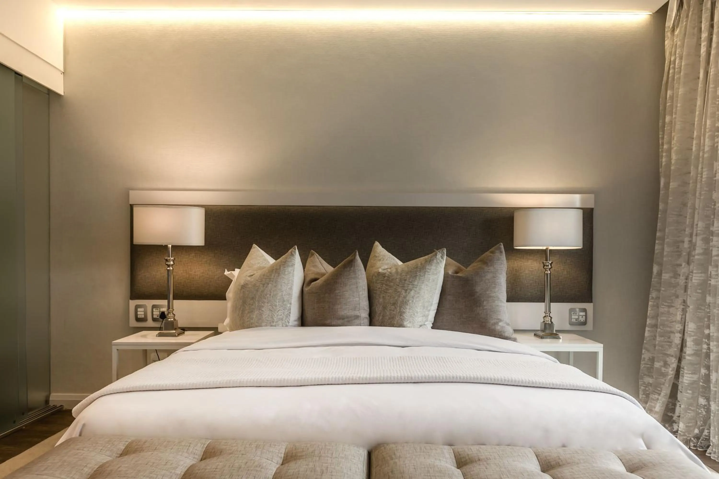 Bedroom, Bed in Franschhoek Boutique Hotel - Lion Roars Hotels & Lodges