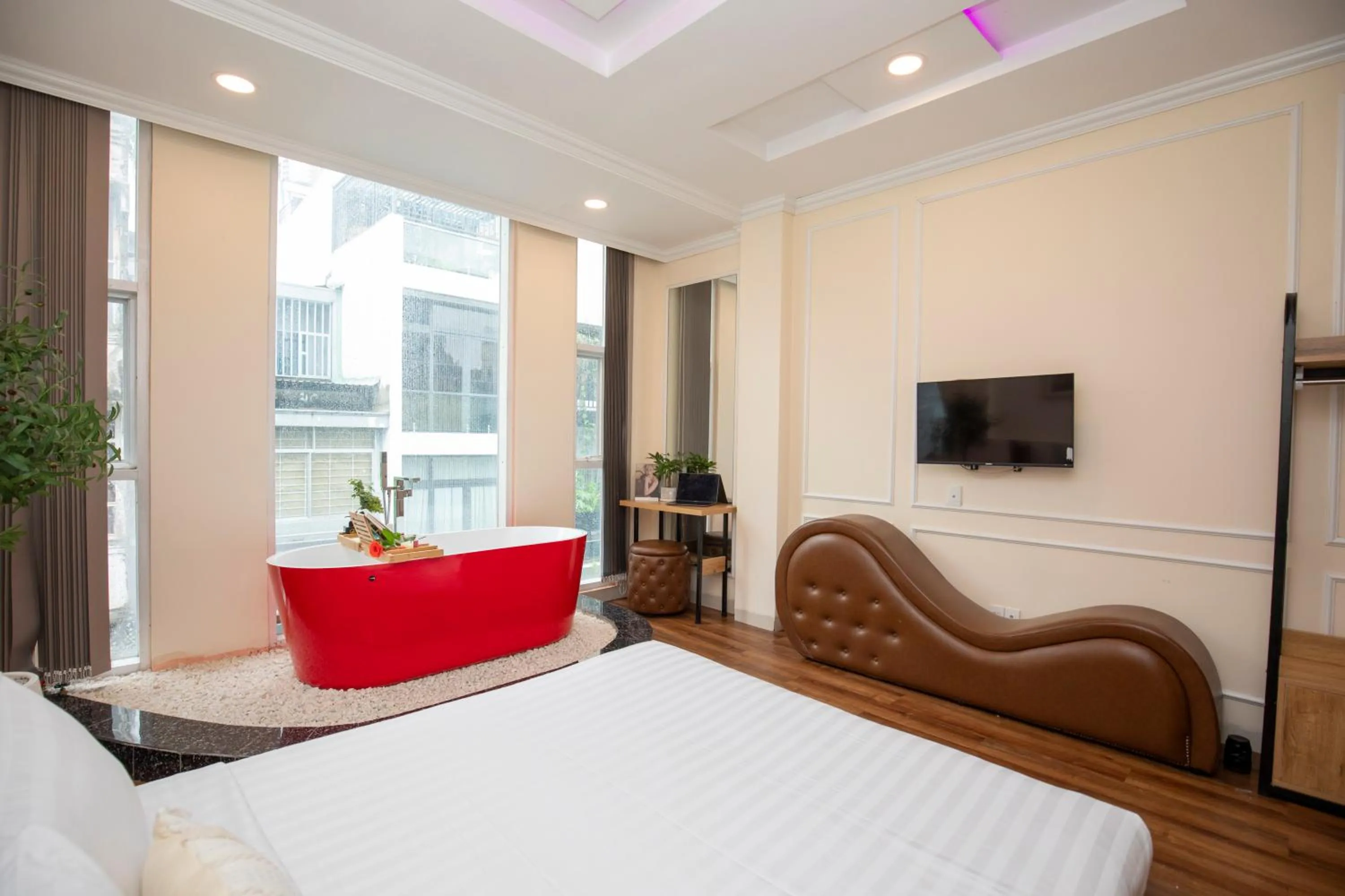 Bed in Quy Hung Hotel Central