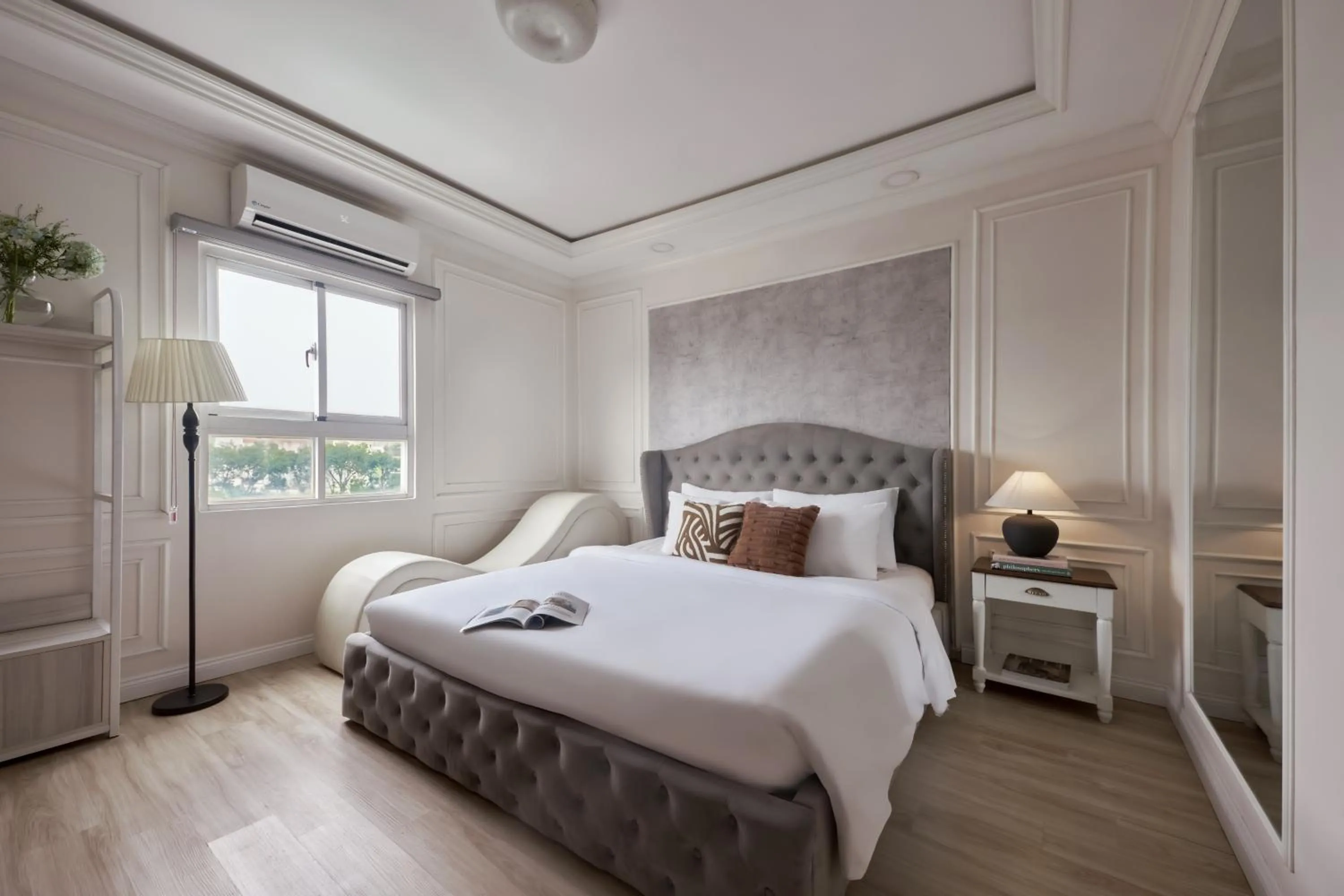 Bed in Quy Hung Hotel And Spa Central